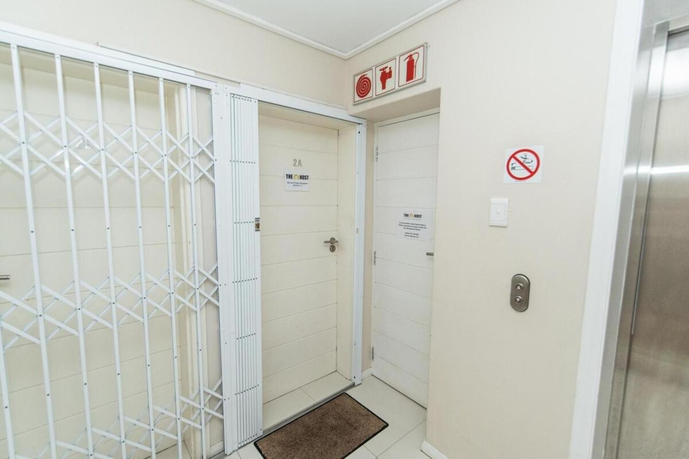 Port Elizabeth Vacations - The Pearls 2nd Floor Luxury Apartment - Property Image 6