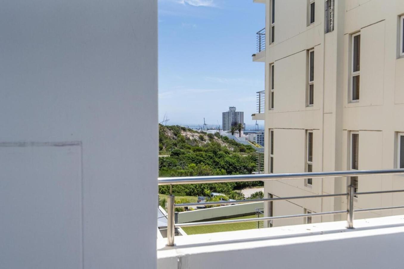 The Pearls 2nd Floor Luxury Apartment