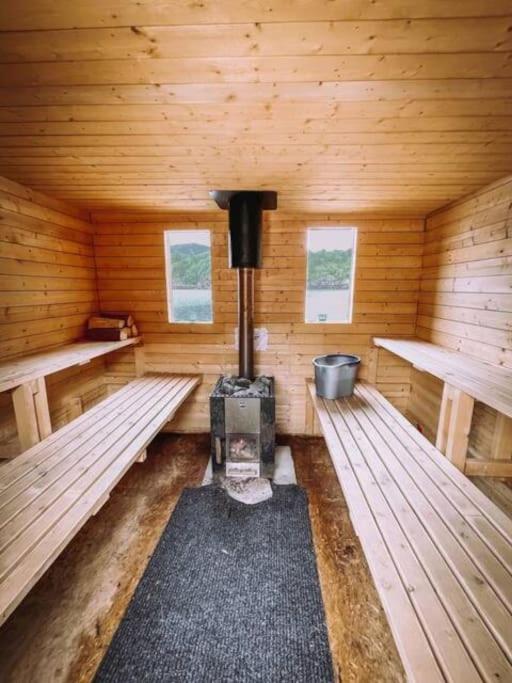 Boathouse apartment with floating sauna