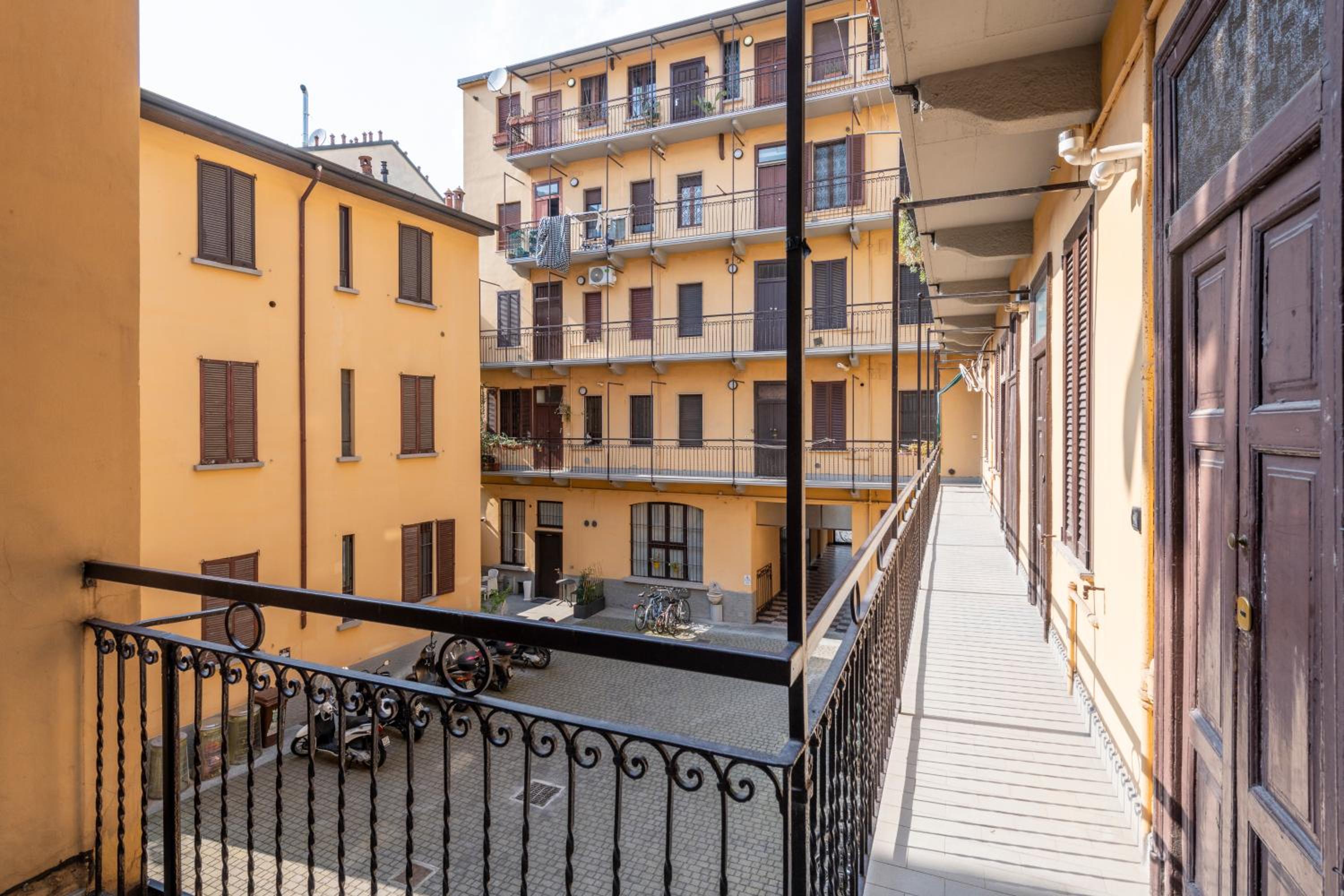 Pomponazzi, 4 Bilocale in zona Bocconi Navigli
