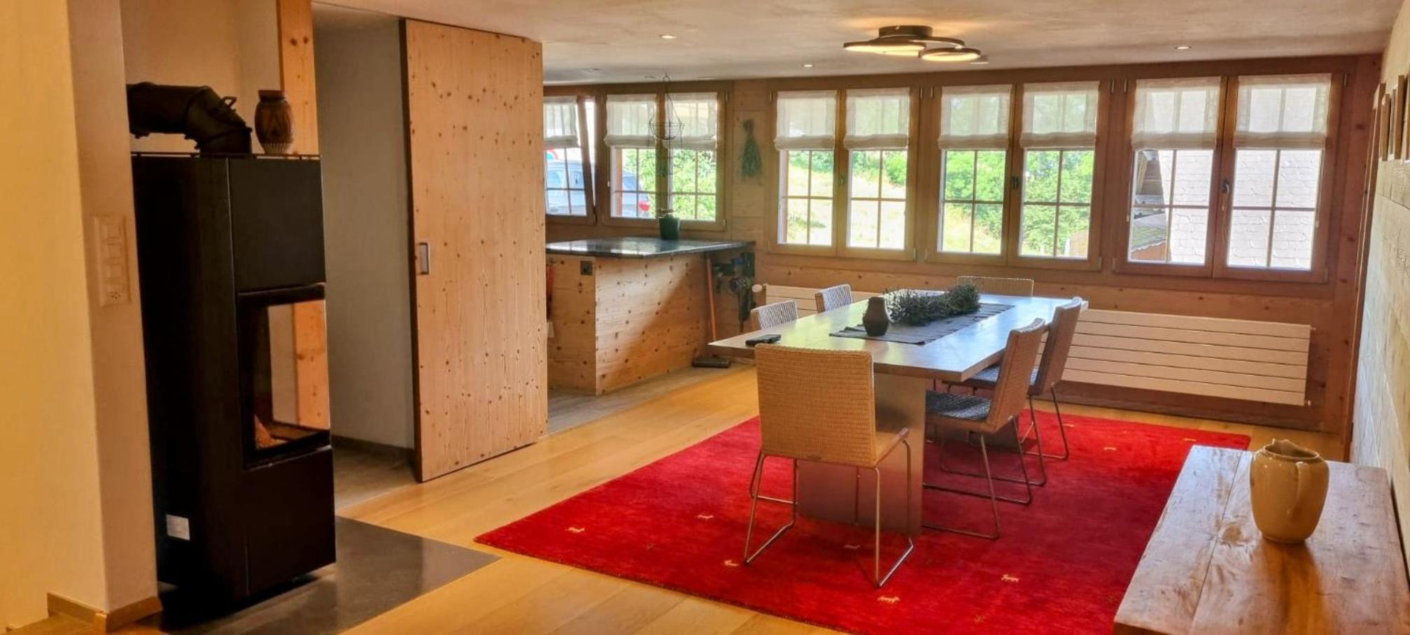 Swiss Mountain-Valley View Lodge