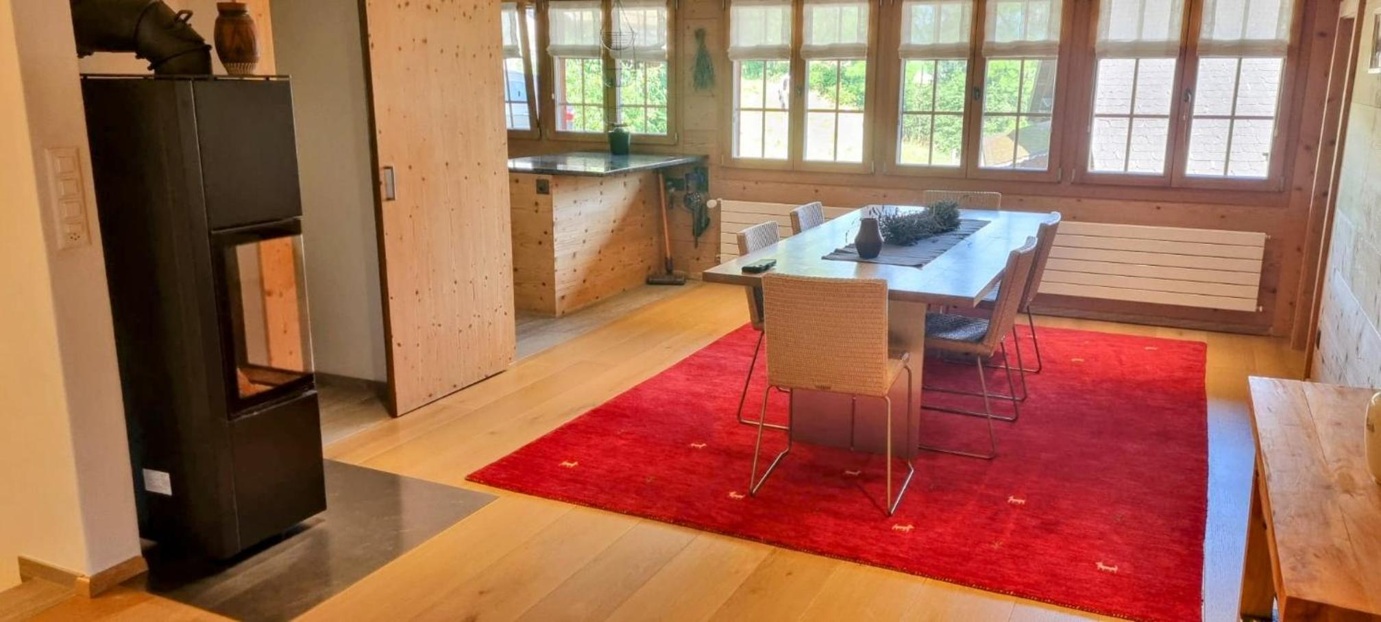 Swiss Mountain-Valley View Lodge