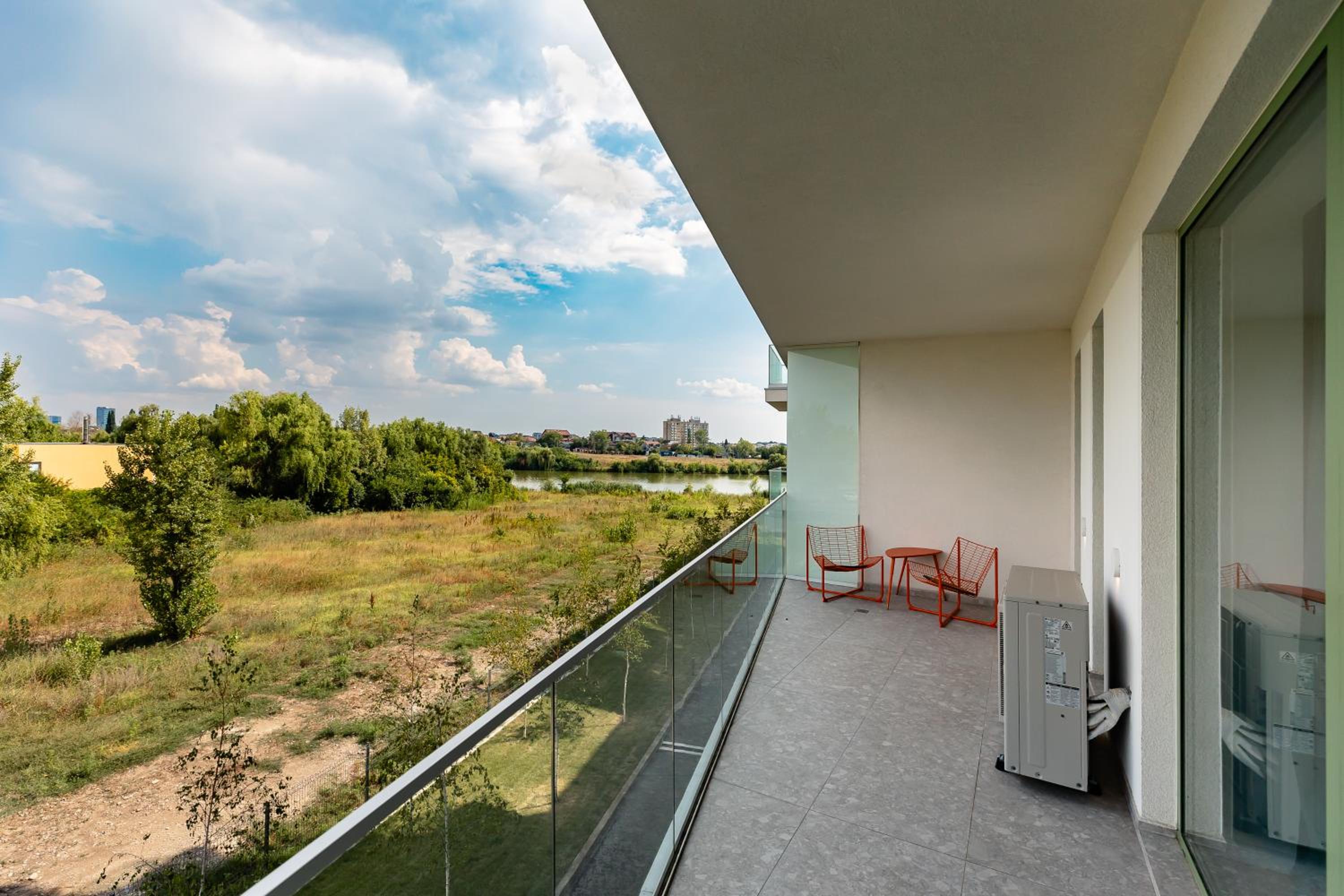 Roots Two - Tranquil Lakeview Escape with Balcony