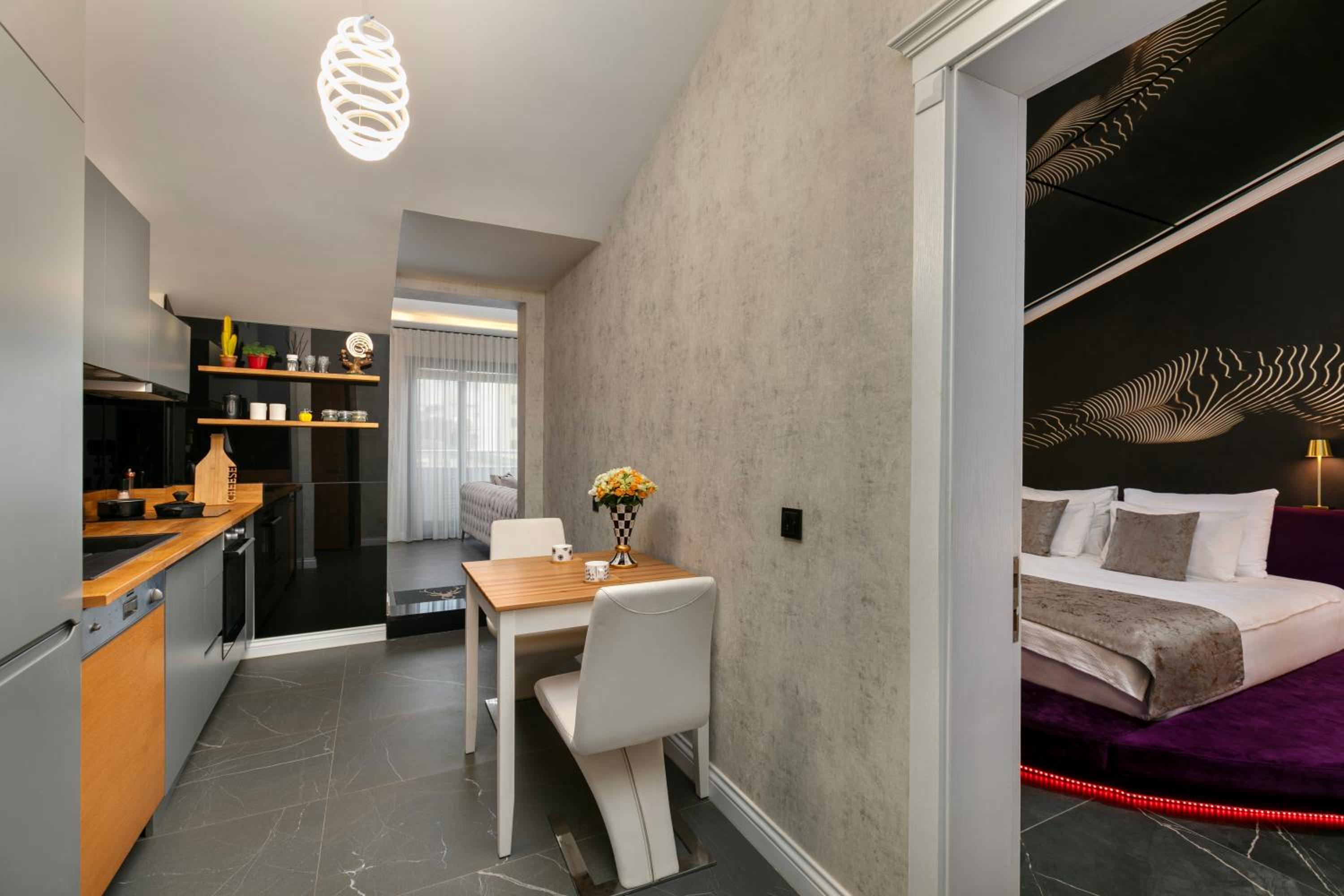 Wolf Süitleri - Image 89