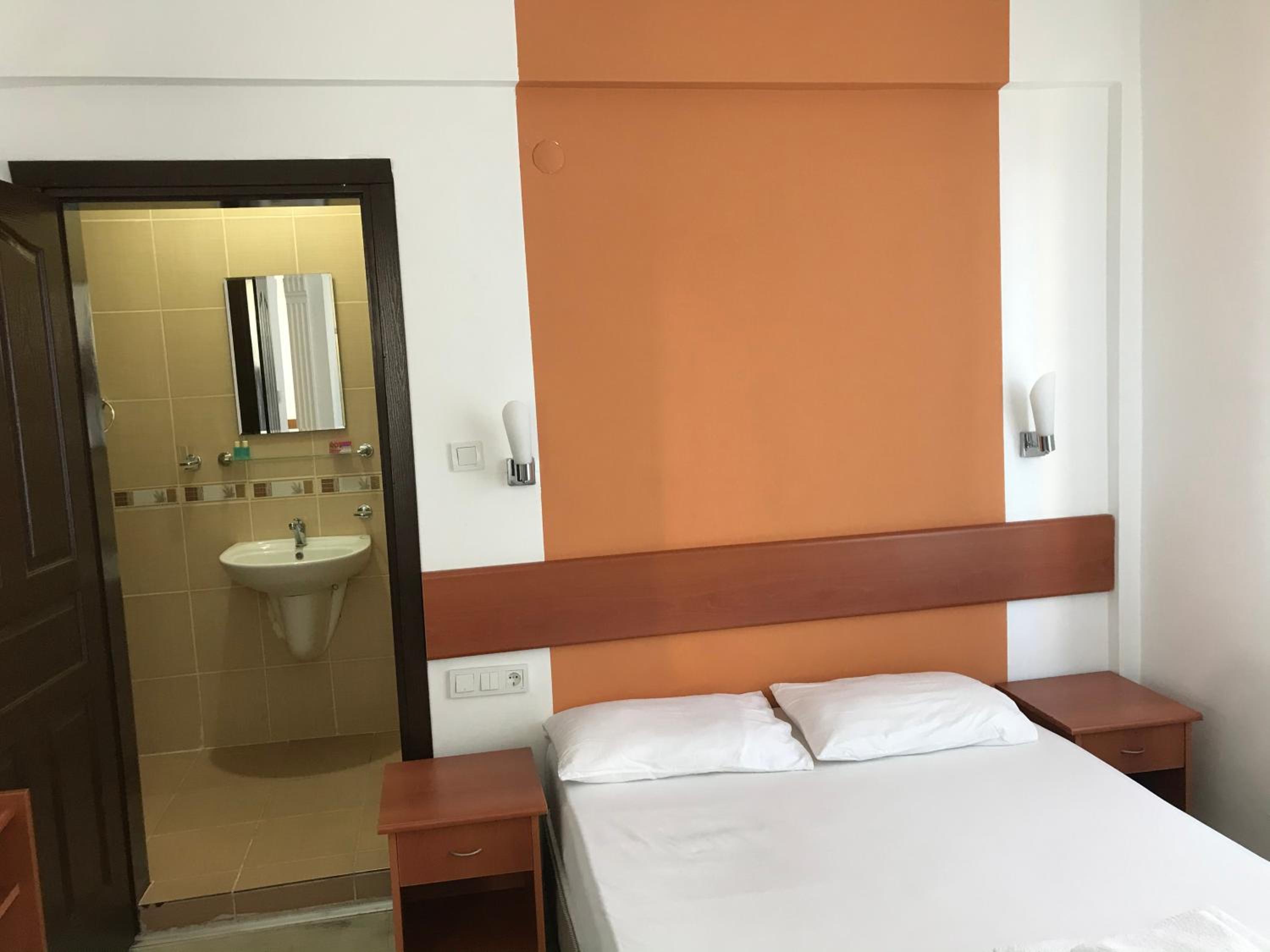 Side Vacations - Melissa Garden Apart Hotel - Property Image 3