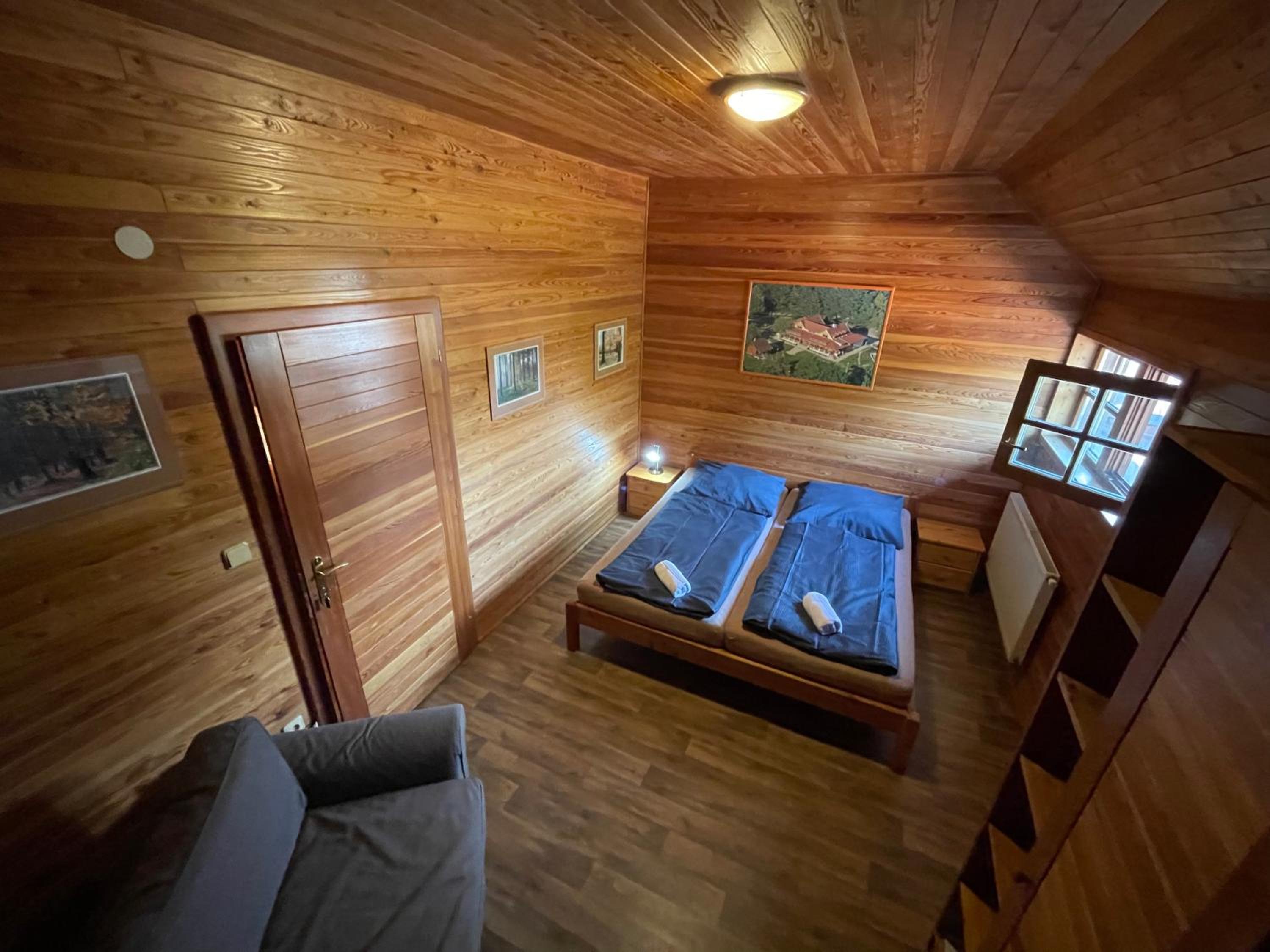 Areál Kamínka - POKOJE A APARTMÁNY