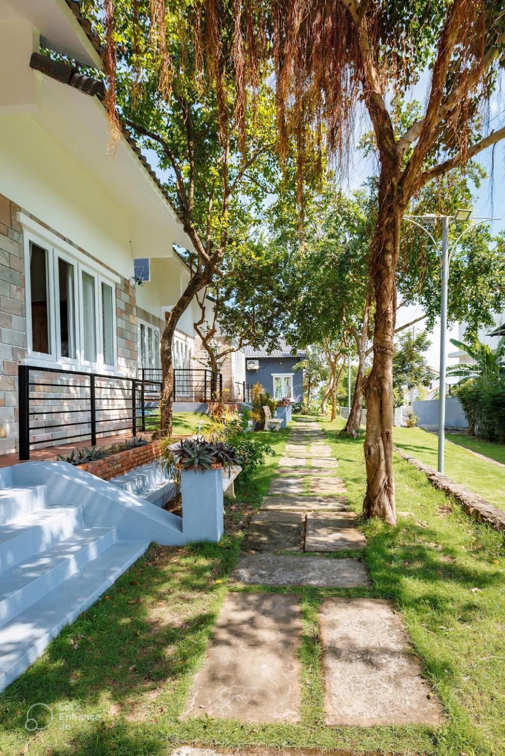 Hill Center Phu Quoc Ryder Apartment view 2