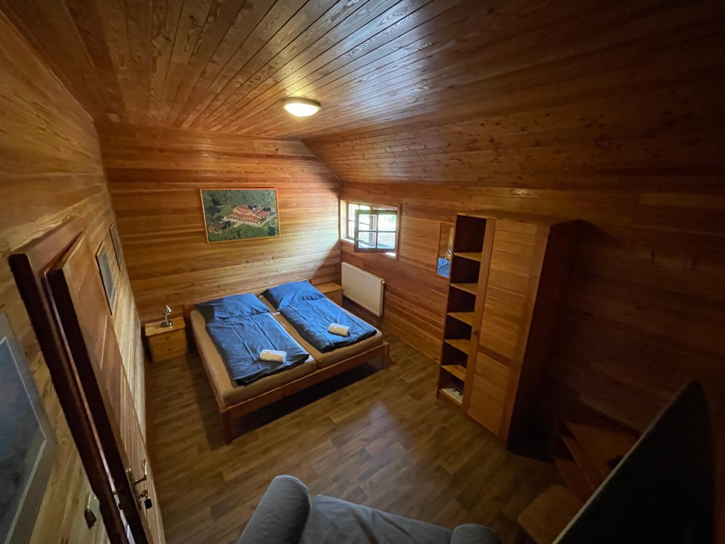 Areál Kamínka - POKOJE A APARTMÁNY