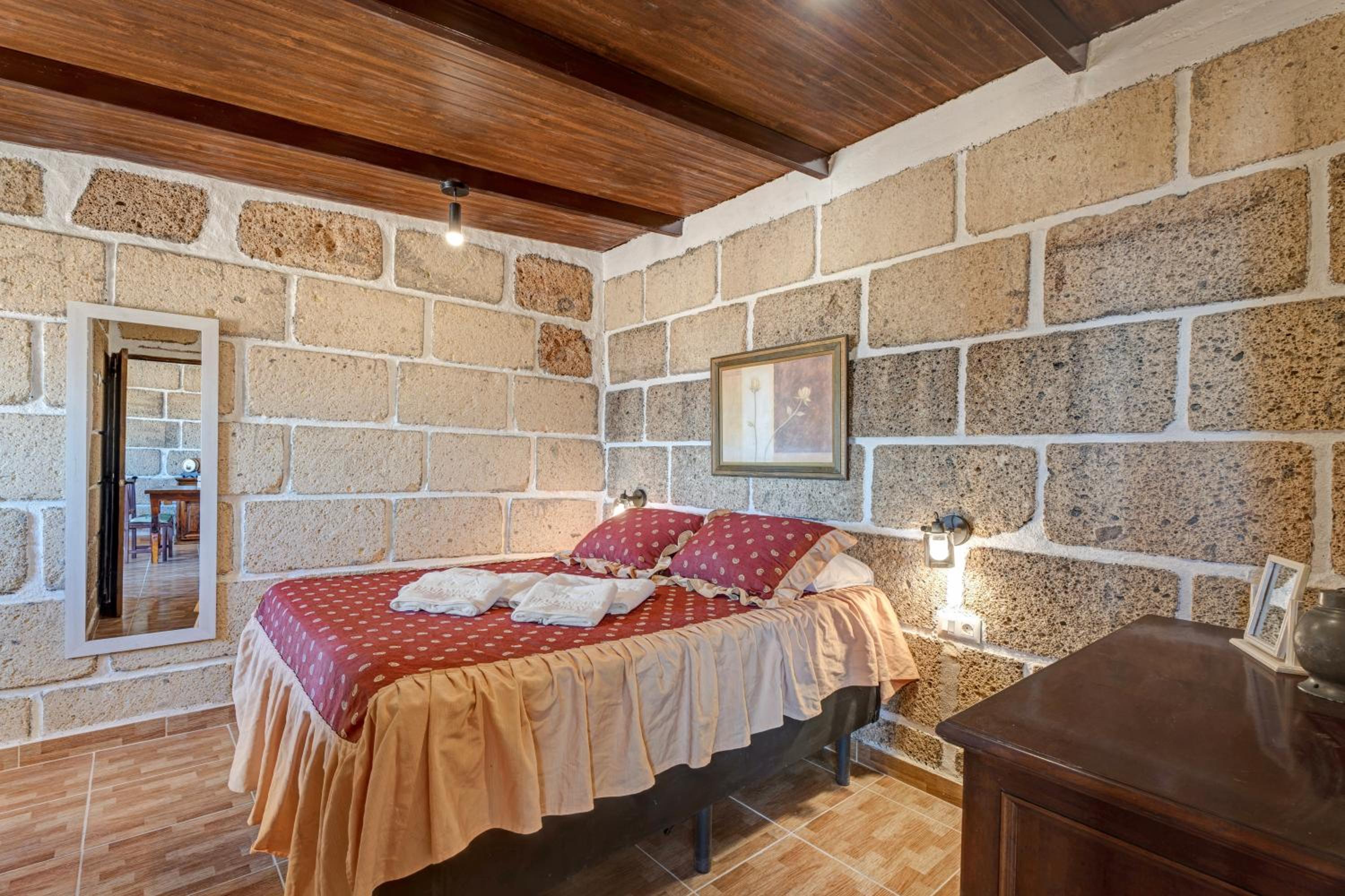Casa Eyden Rural - Terraza y Barbacoa