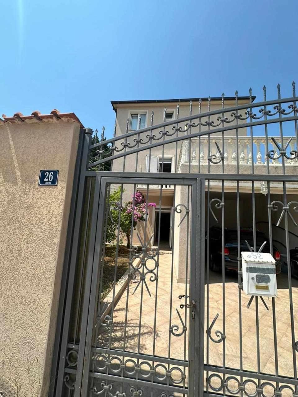 Villa Noble view 5