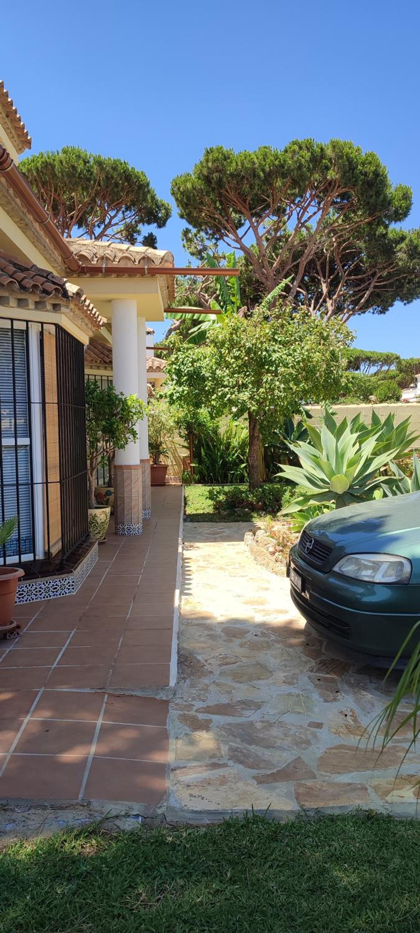 Beach house near Tennis Club La Barrosa