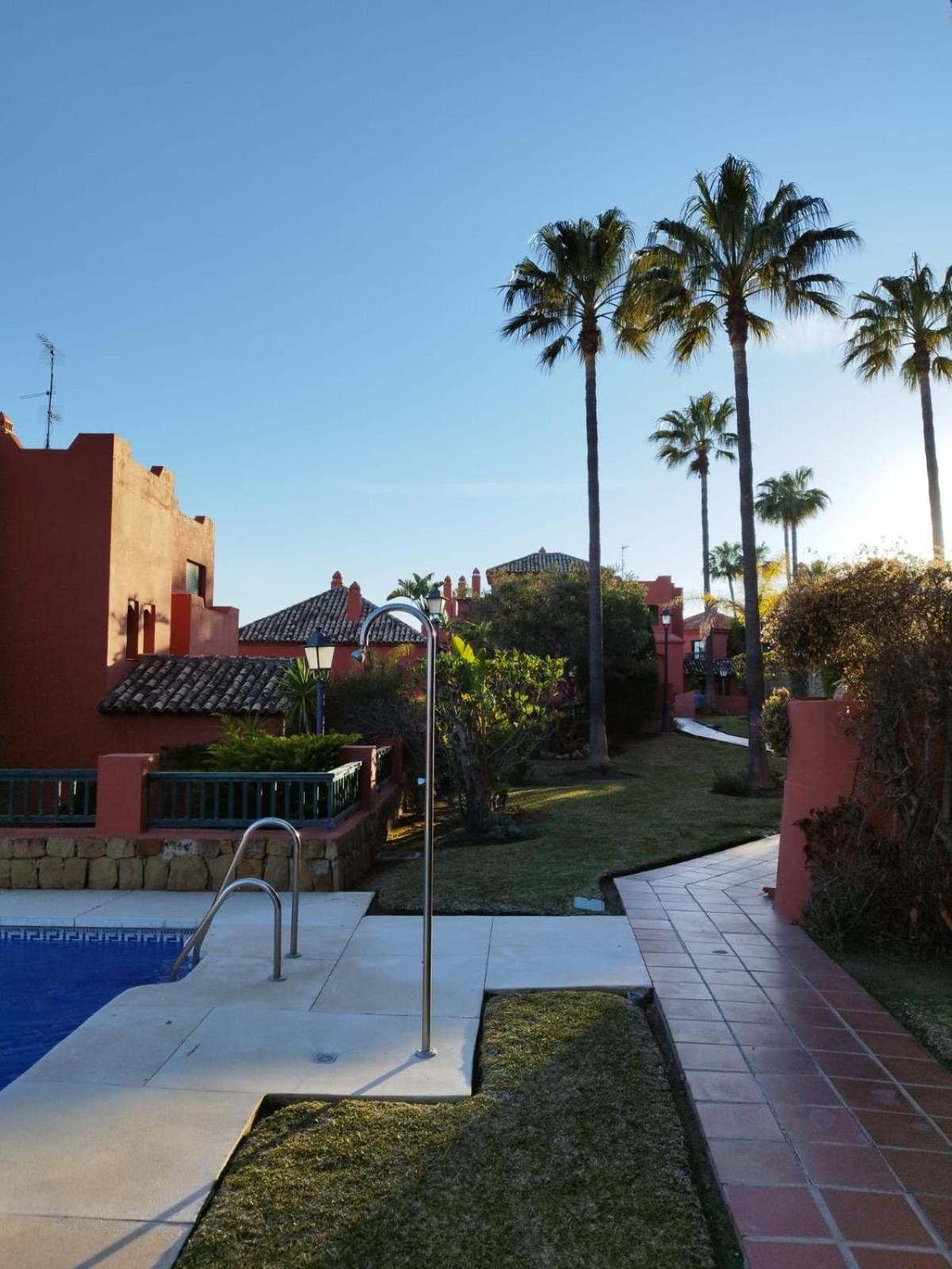 CALAHONDA Apartamento 2 dormitorios