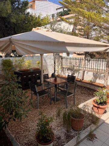 Panos Apartments
