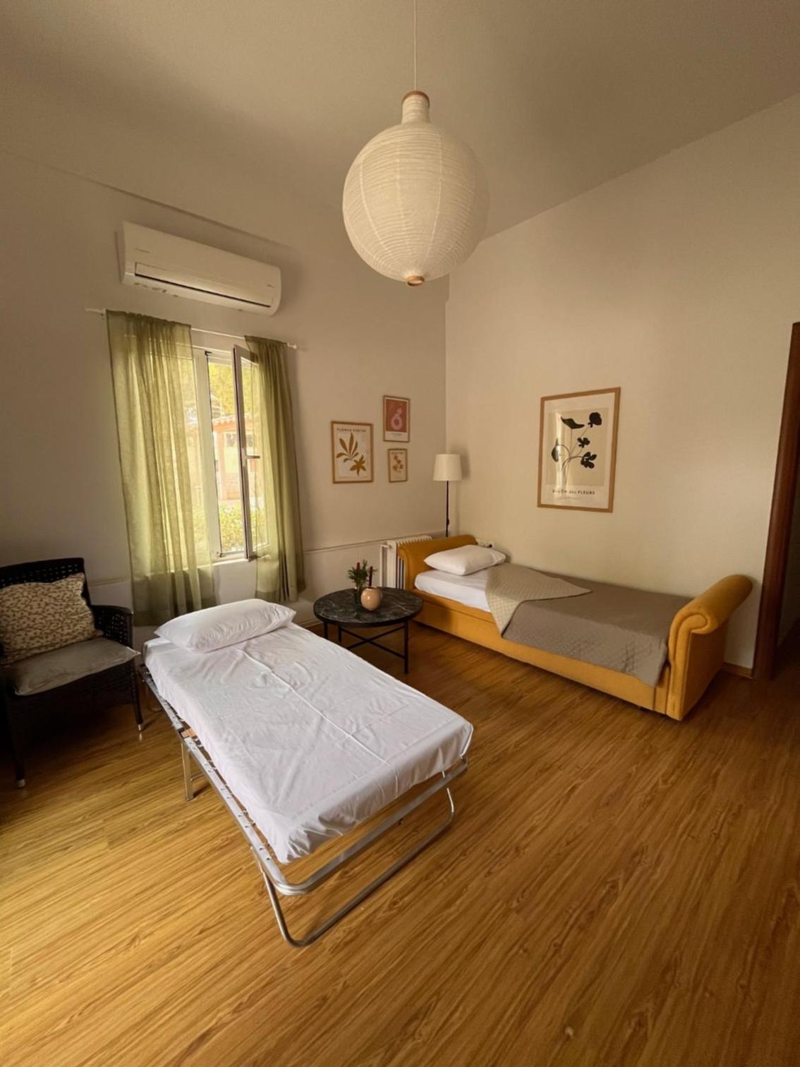 Panos Apartments