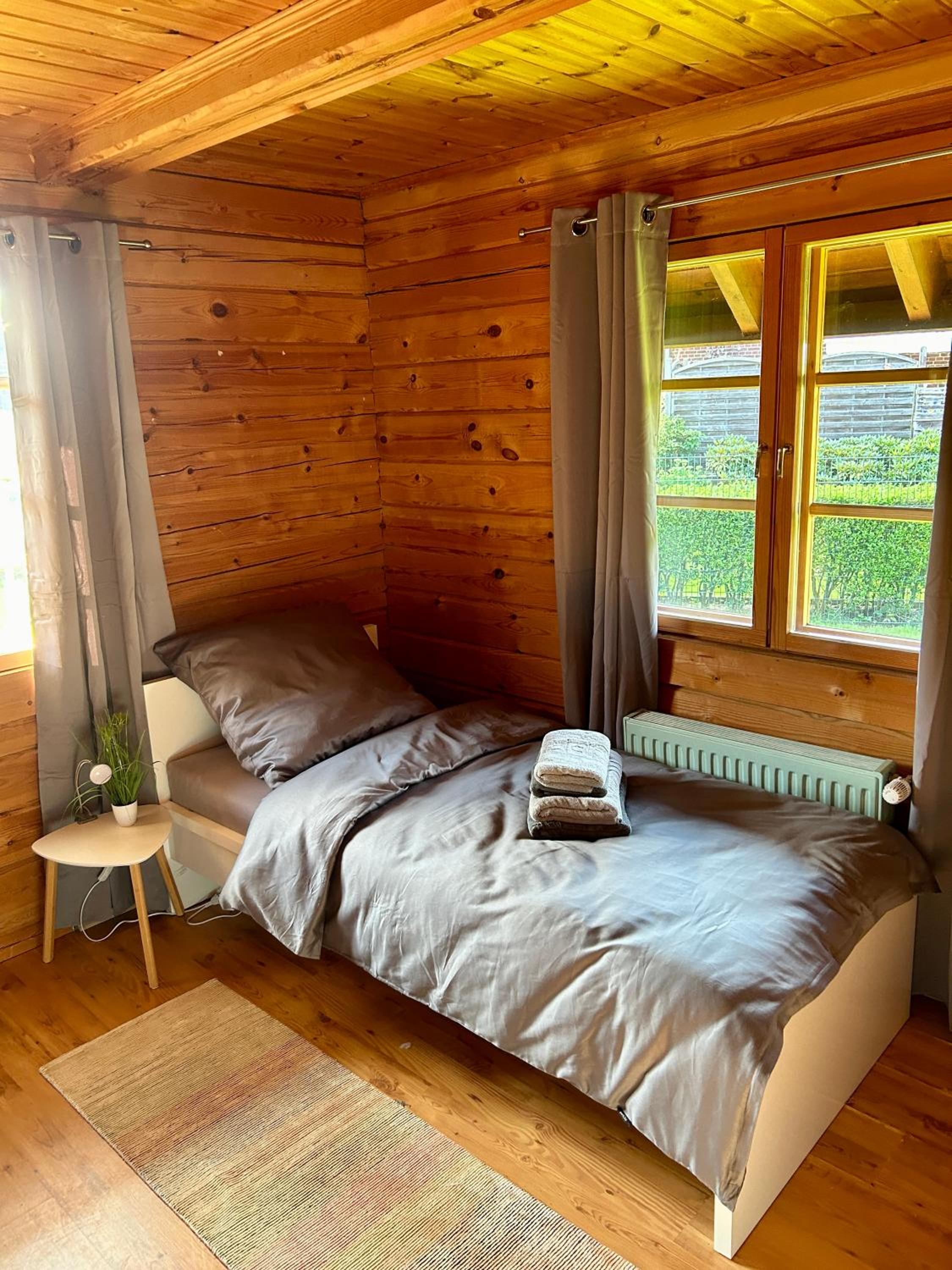 Gemütliches Holzhaus für 6 Gäste inkl Parkplatz und free Wifi