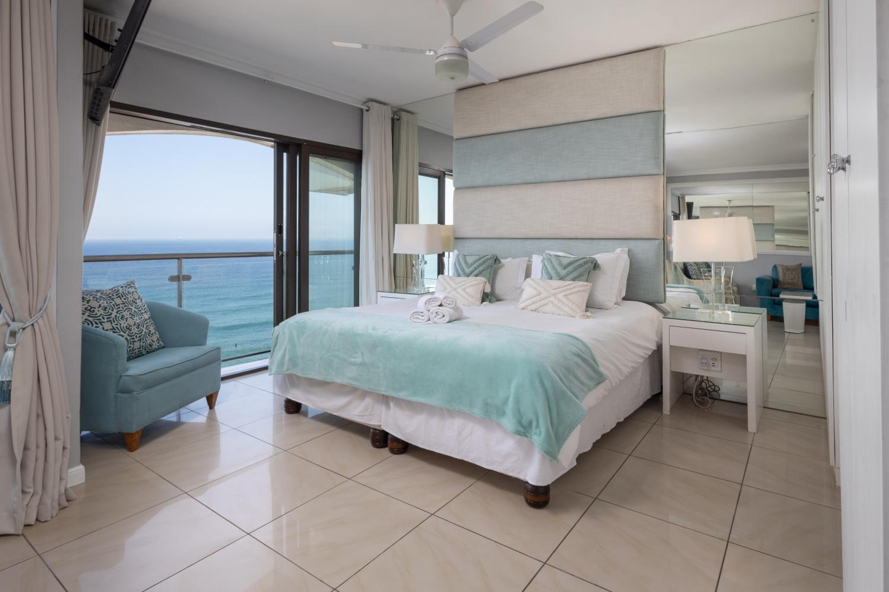 803 Bermudas - by Stay in Umhlanga