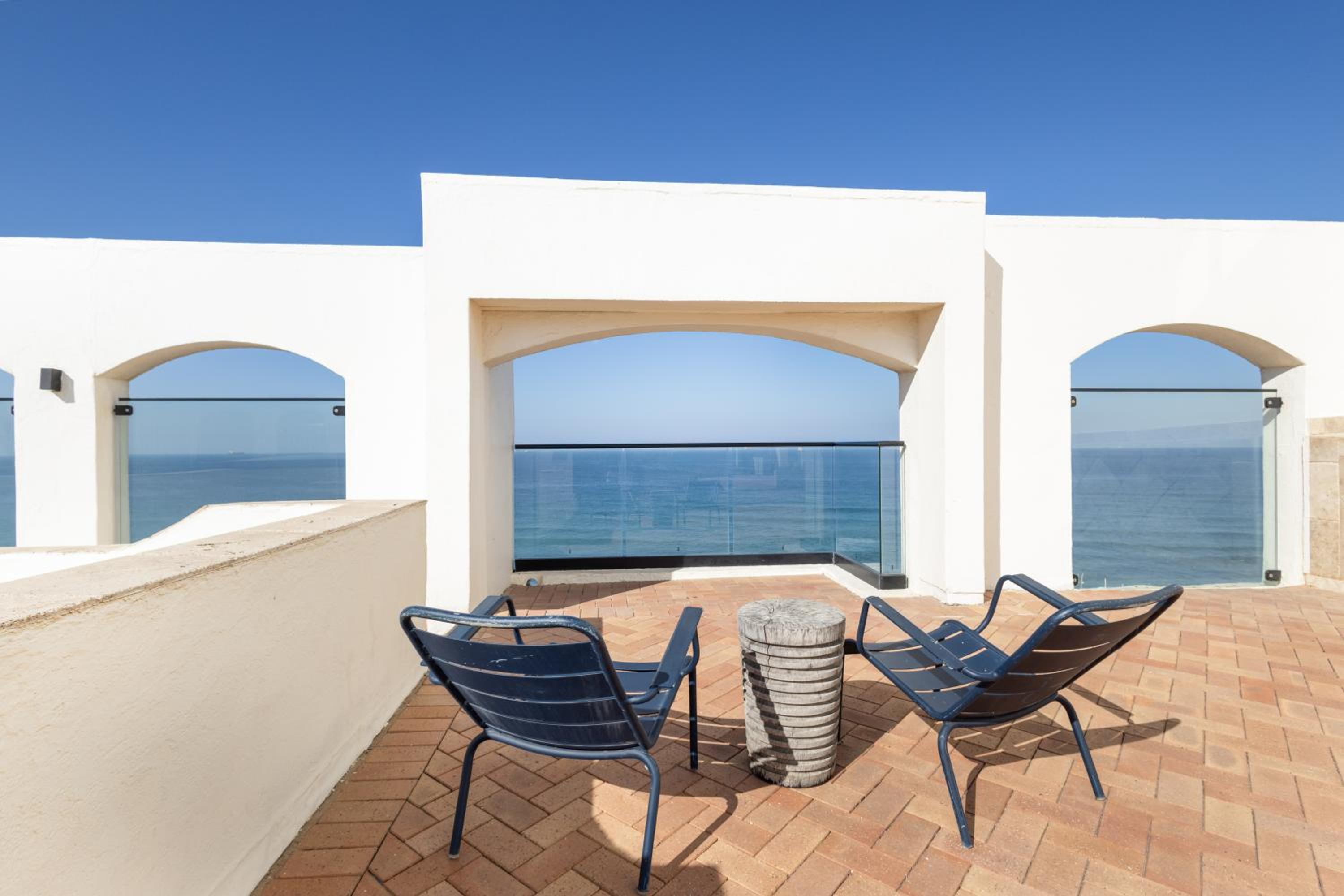 803 Bermudas - by Stay in Umhlanga