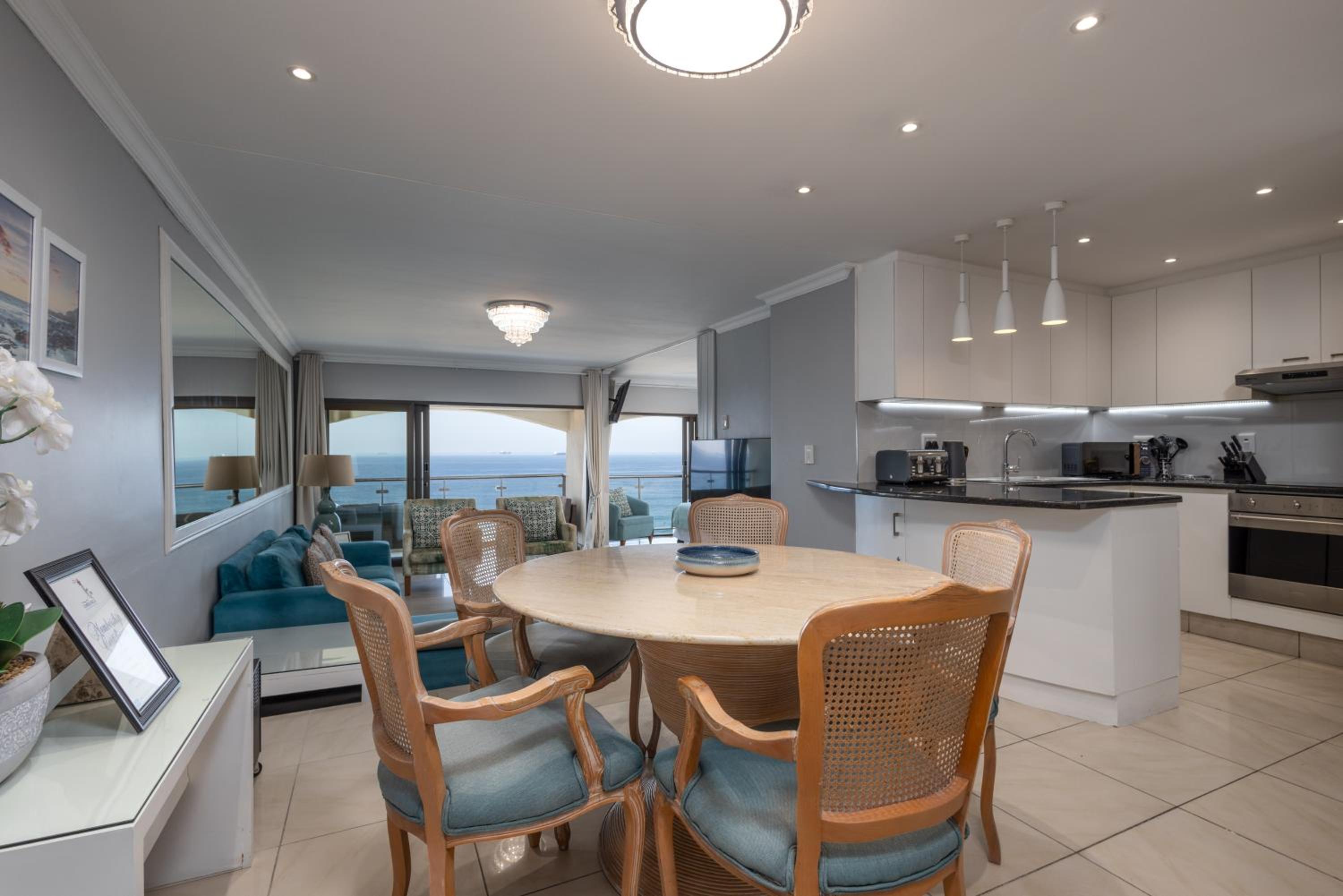 803 Bermudas - by Stay in Umhlanga