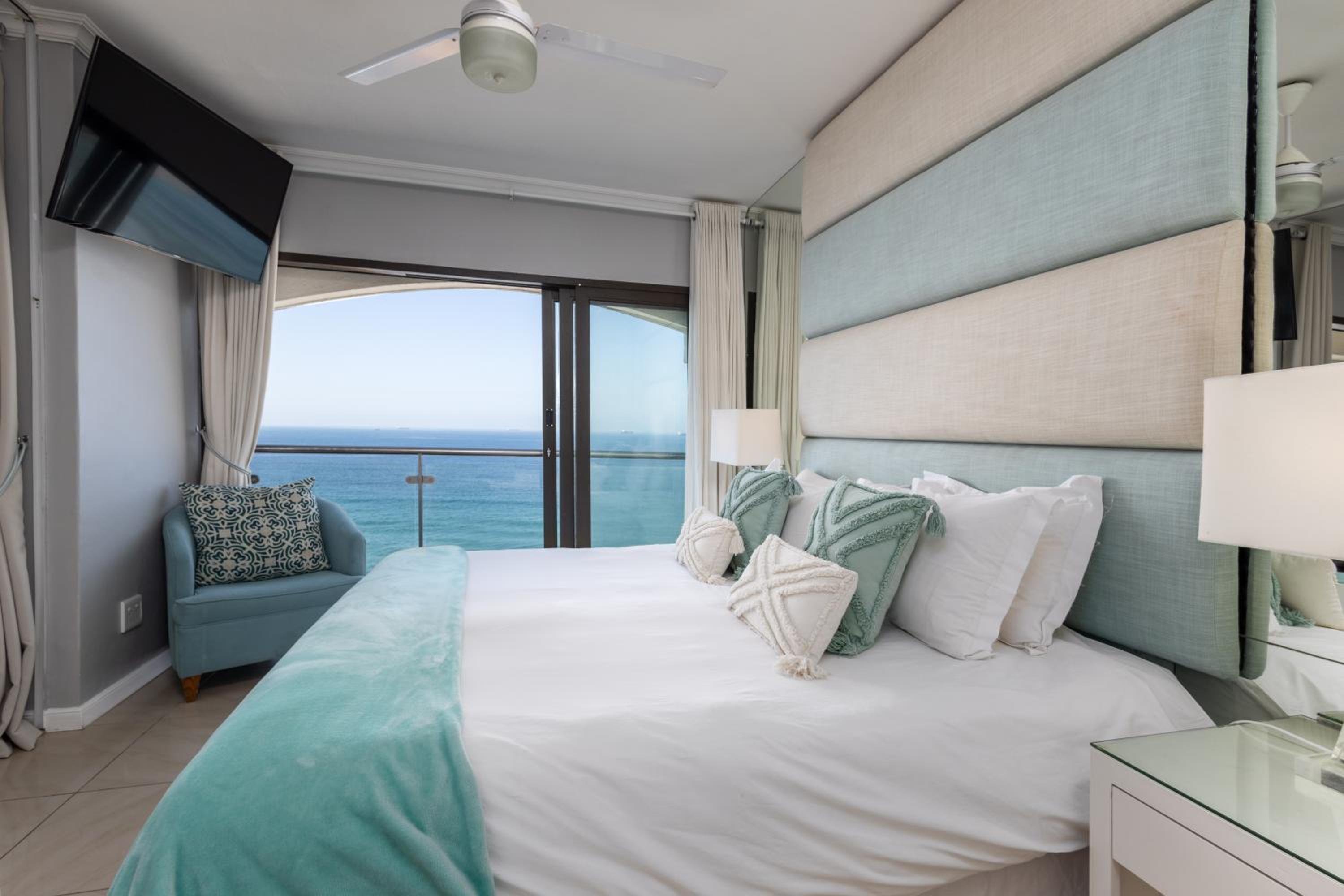803 Bermudas - by Stay in Umhlanga