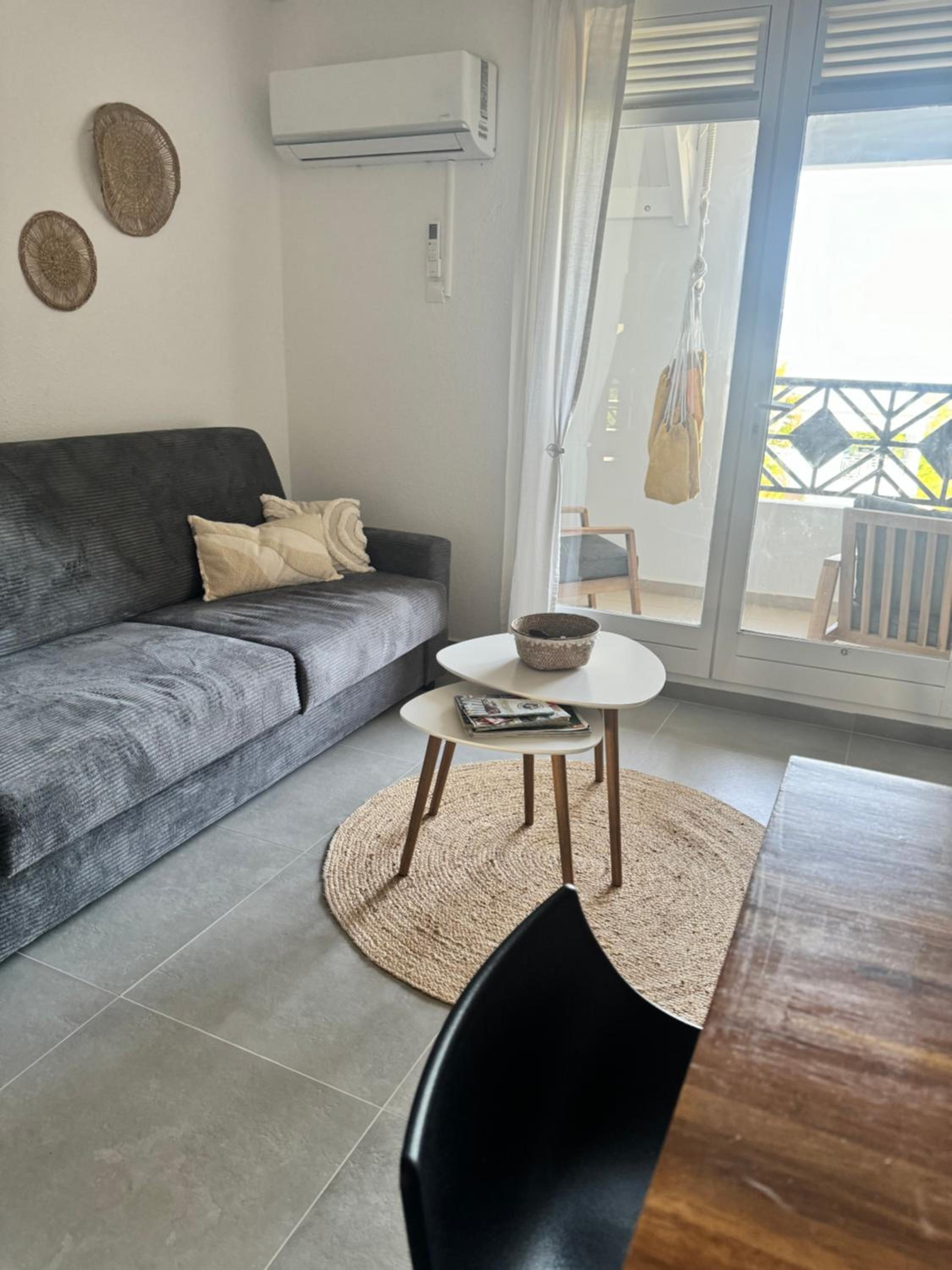 Duplex vue mer - piscine - 5 min des plages