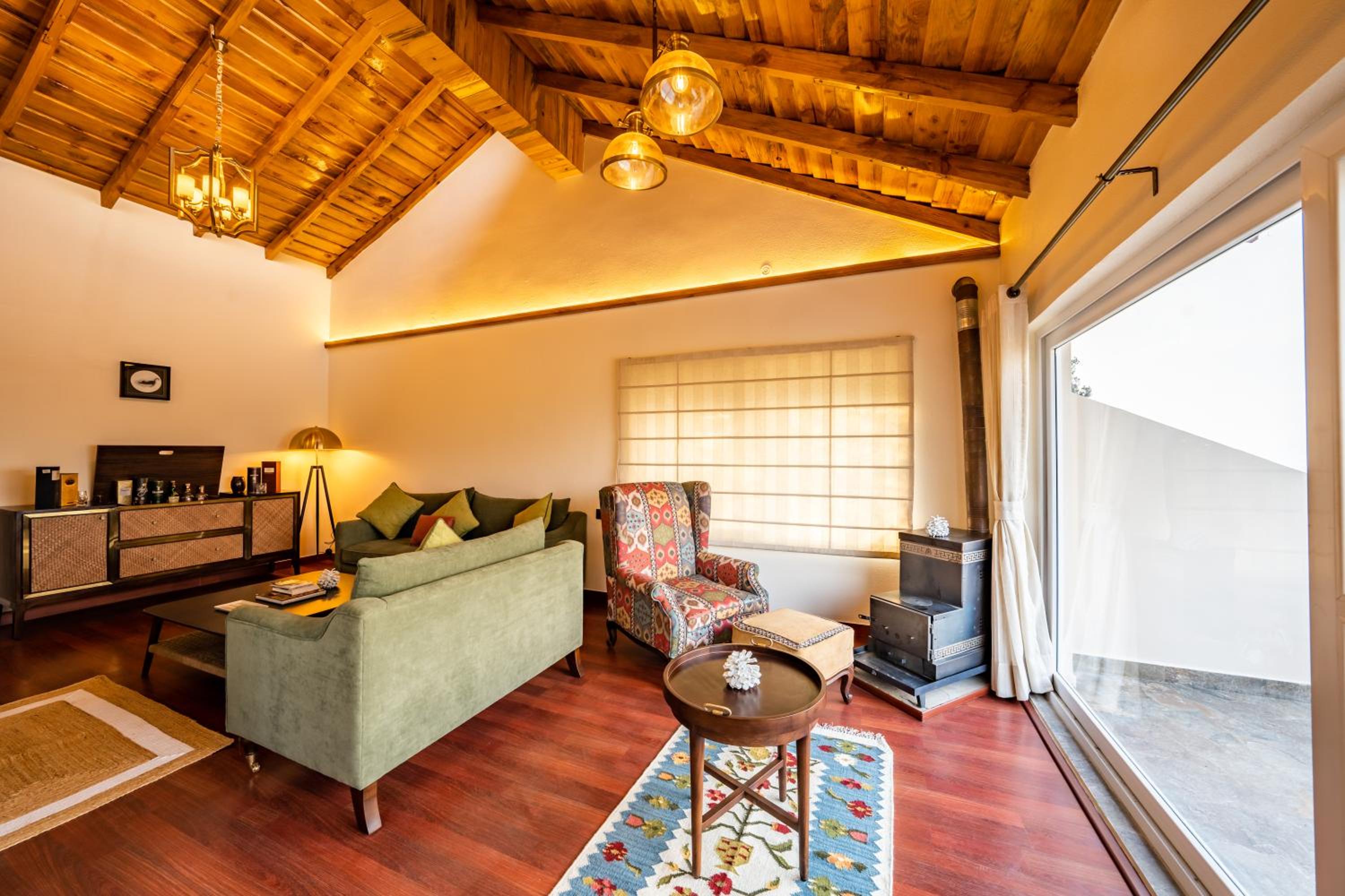 Little Frida- The Dak Bungalows view 5