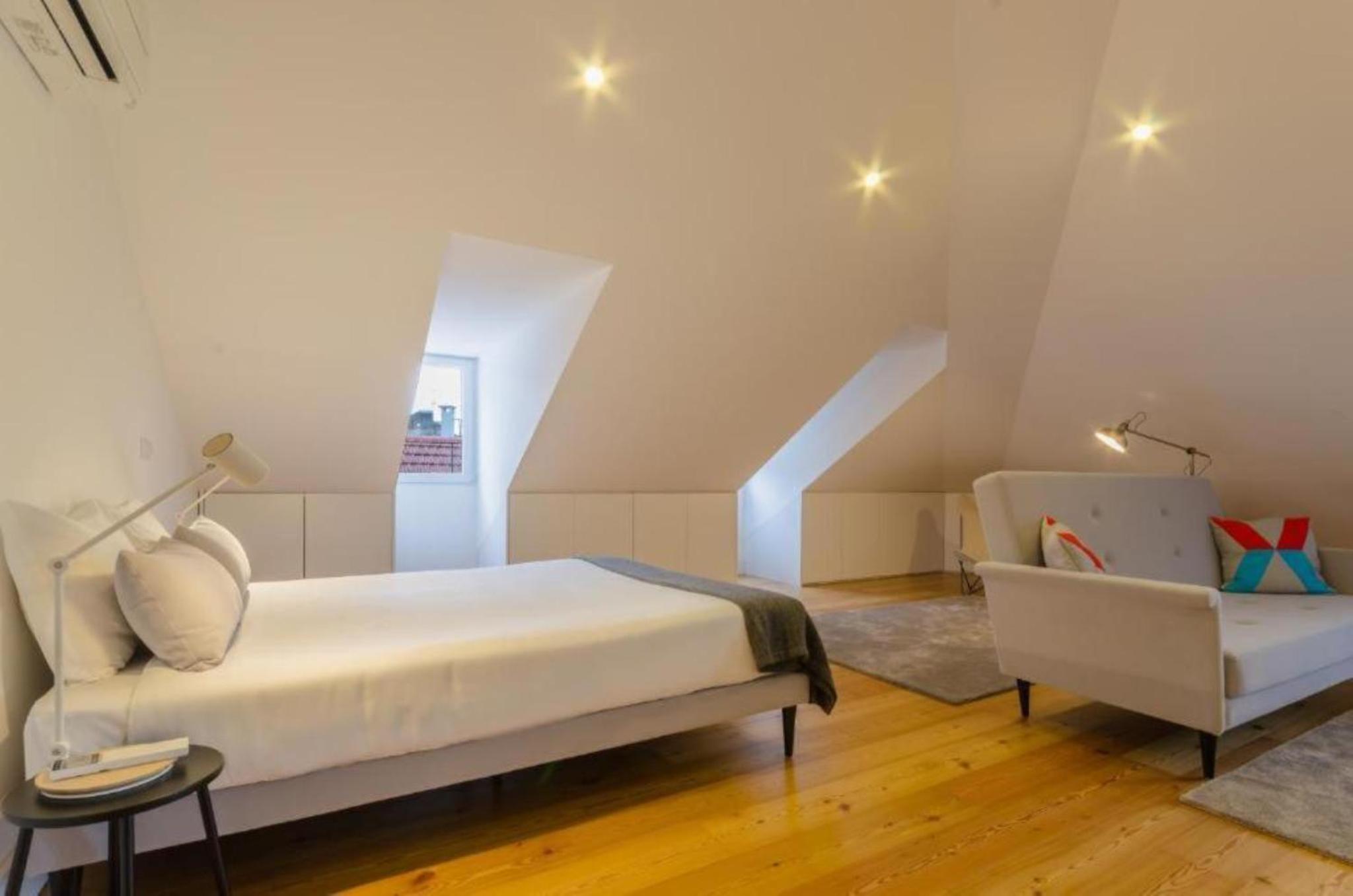 Light House Apartments - Casas da Baixa view 2