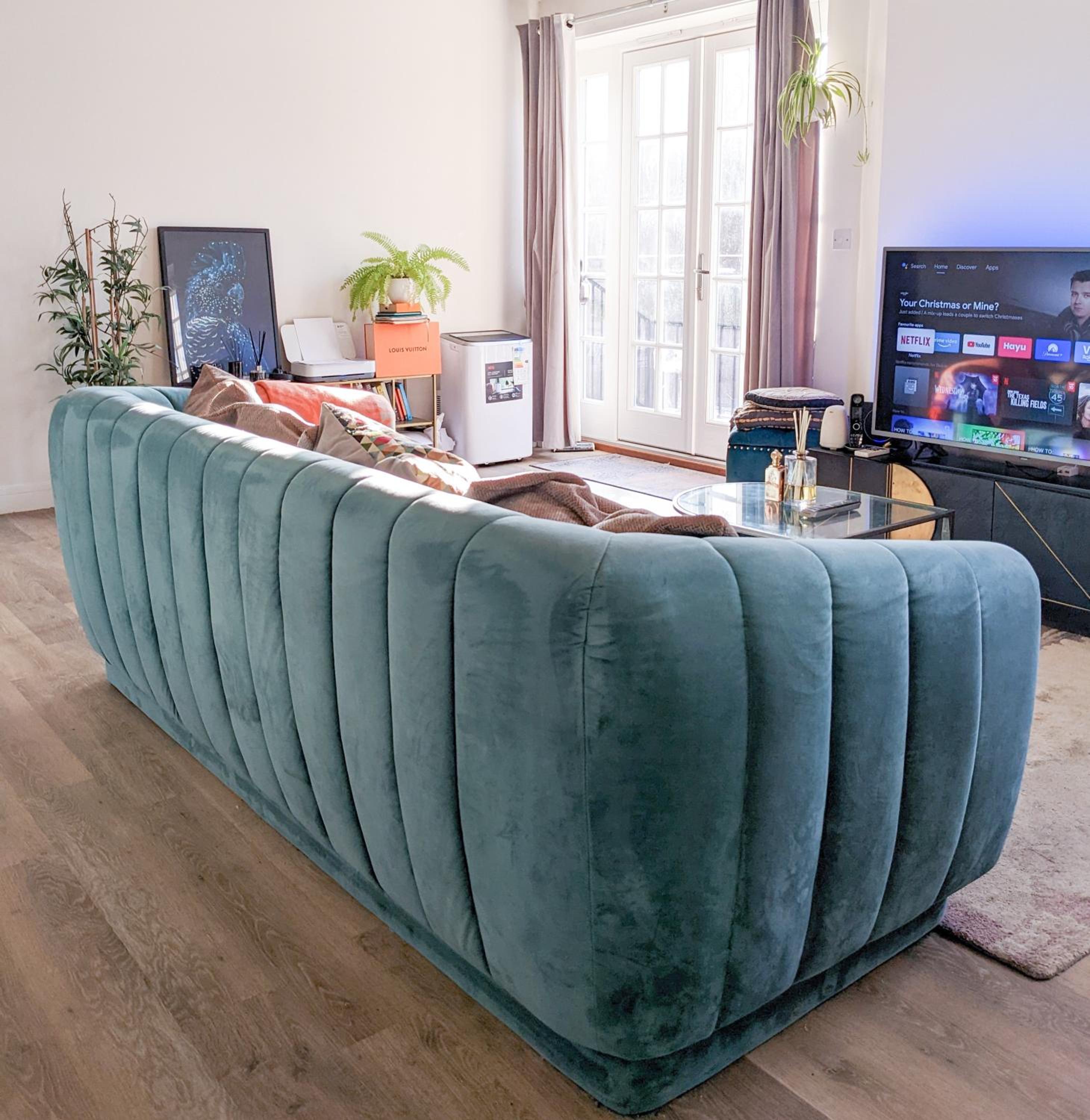 Zen Haven Court - Luxury Double Room with Bathroom by East Croydon view 2