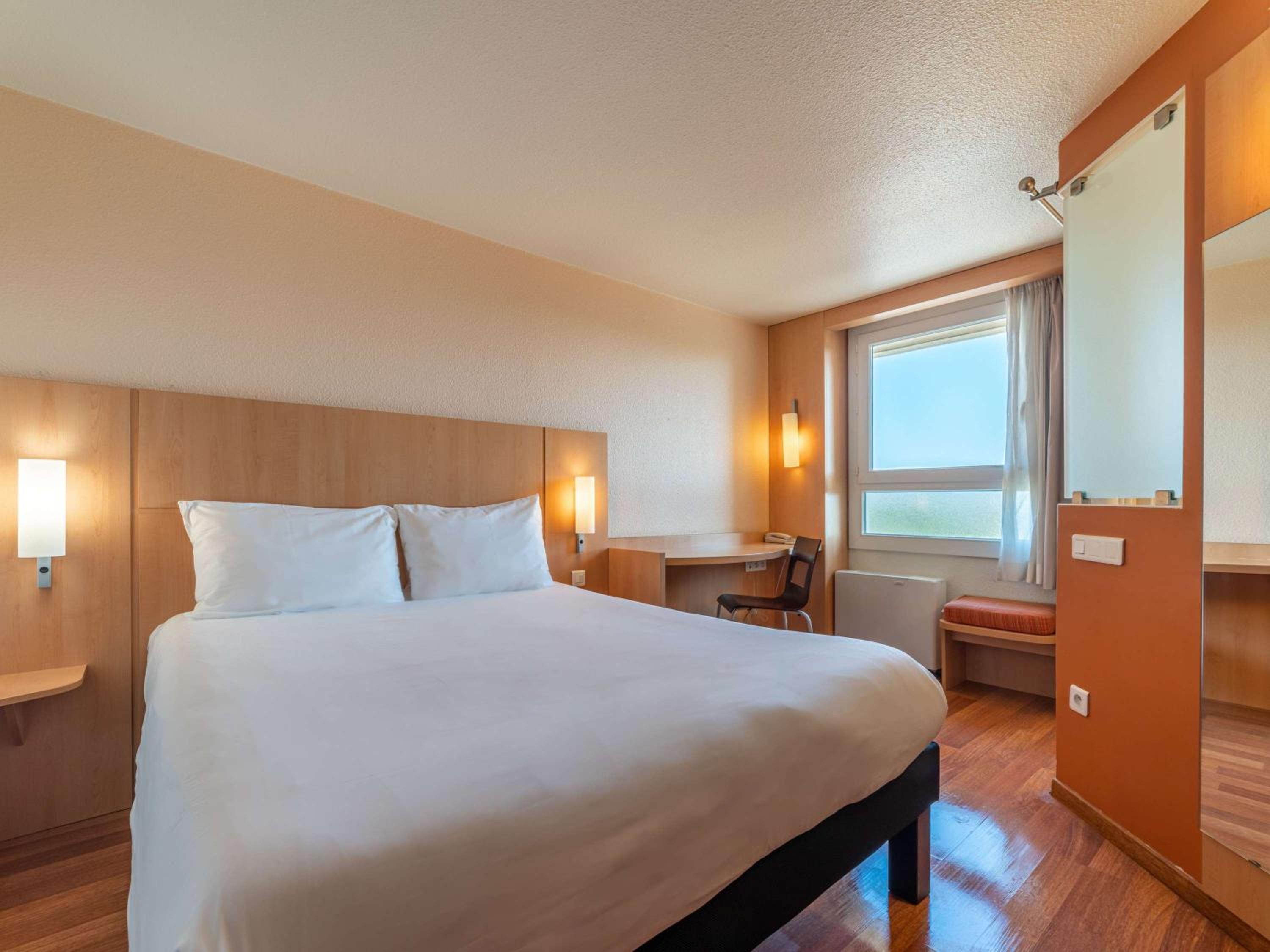 Montpellier Vacations - ibis Montpellier Centre Polygone - Property Image 9