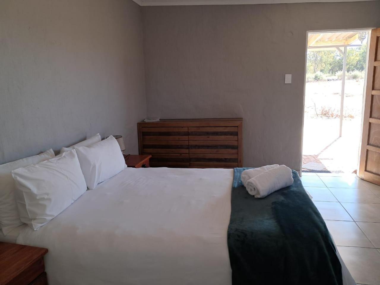 Photo 42