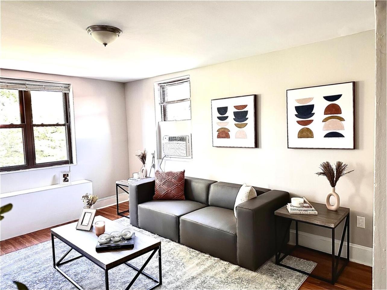 Lennox C304 Peaceful & Perfect Private 1-br view 3