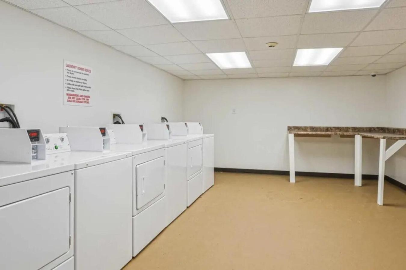 Lennox C402 Peaceful & Perfect Private 1-Br view 4