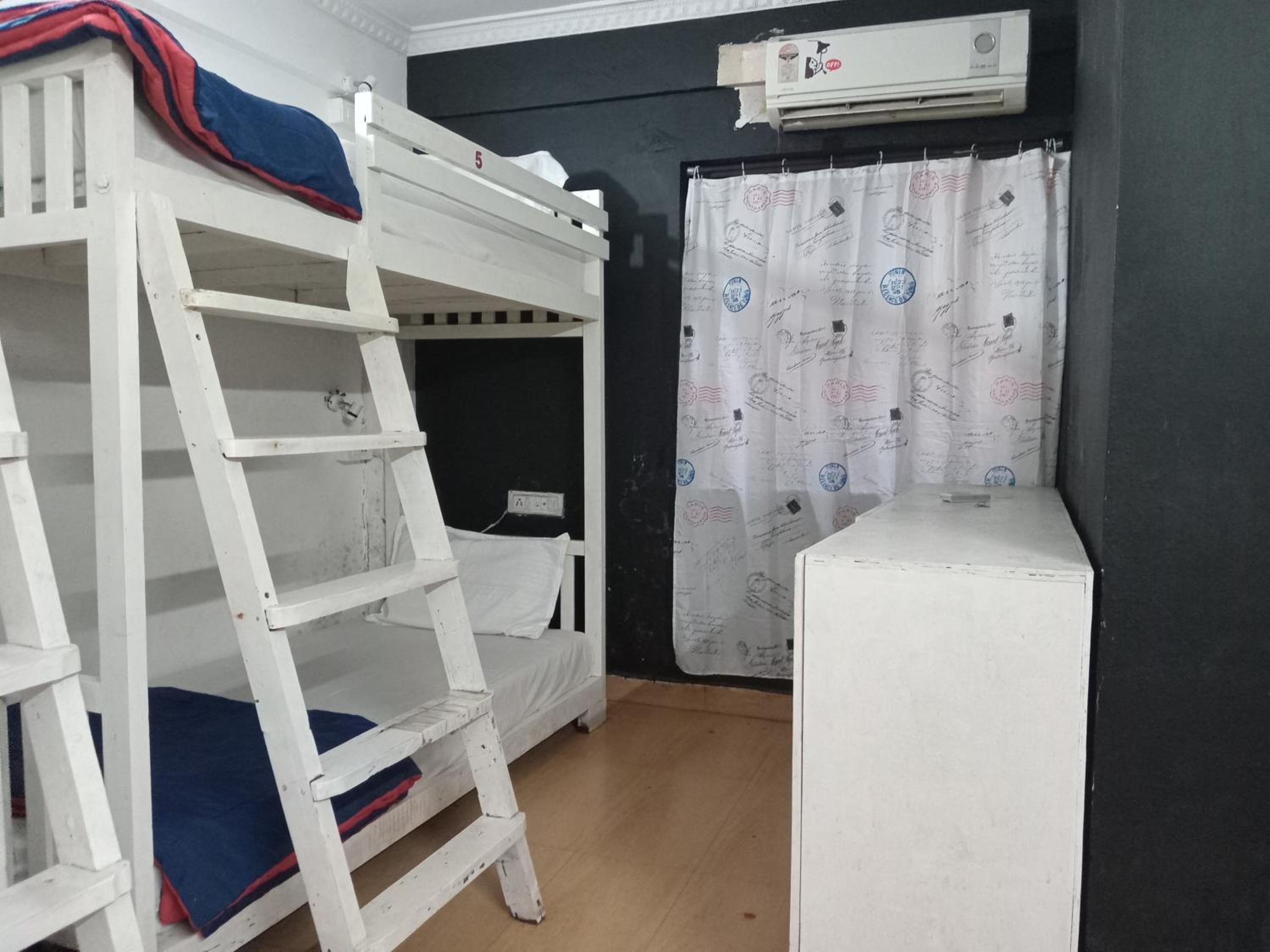 Xhostel hostel