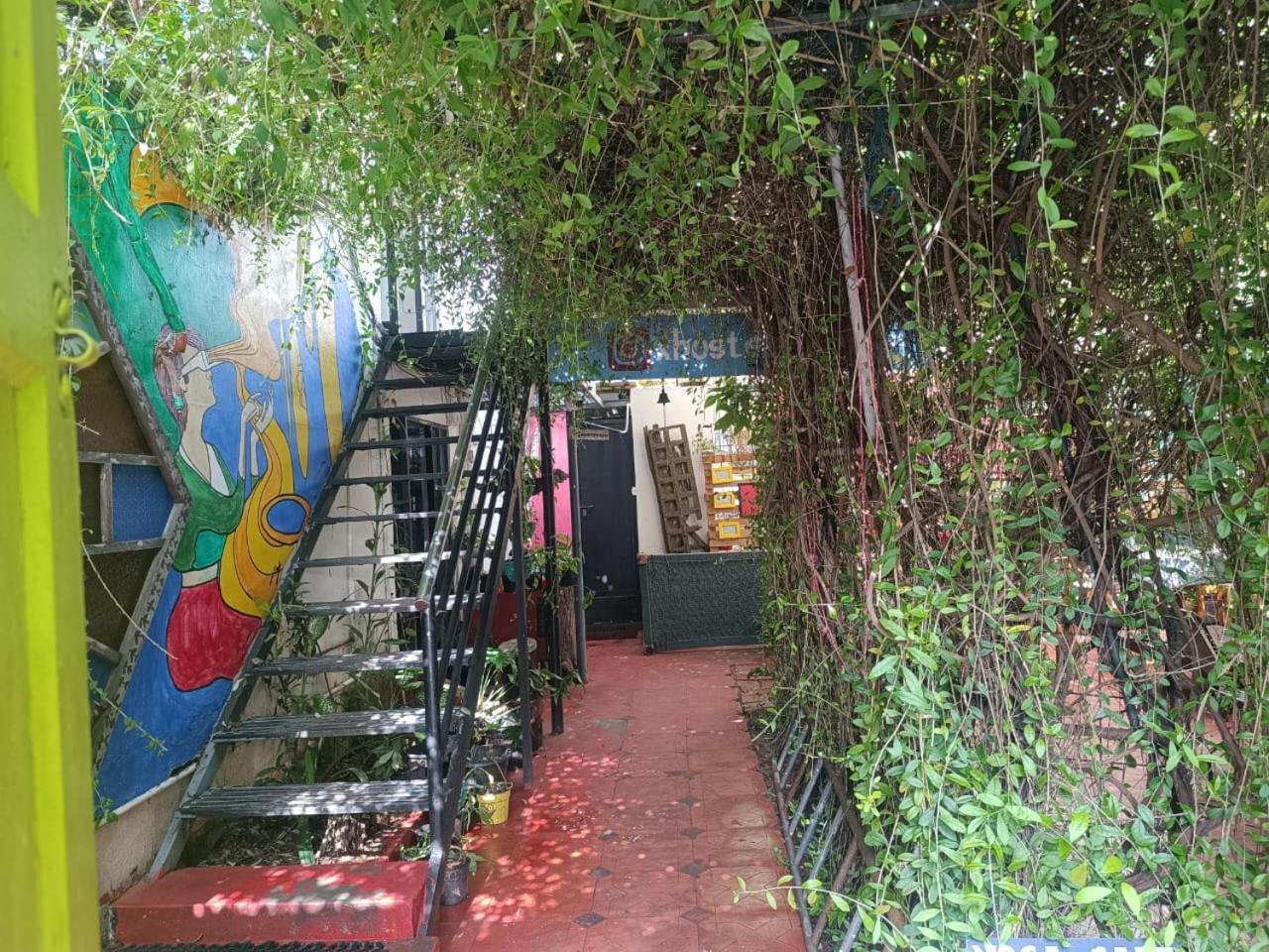 Xhostel hostel