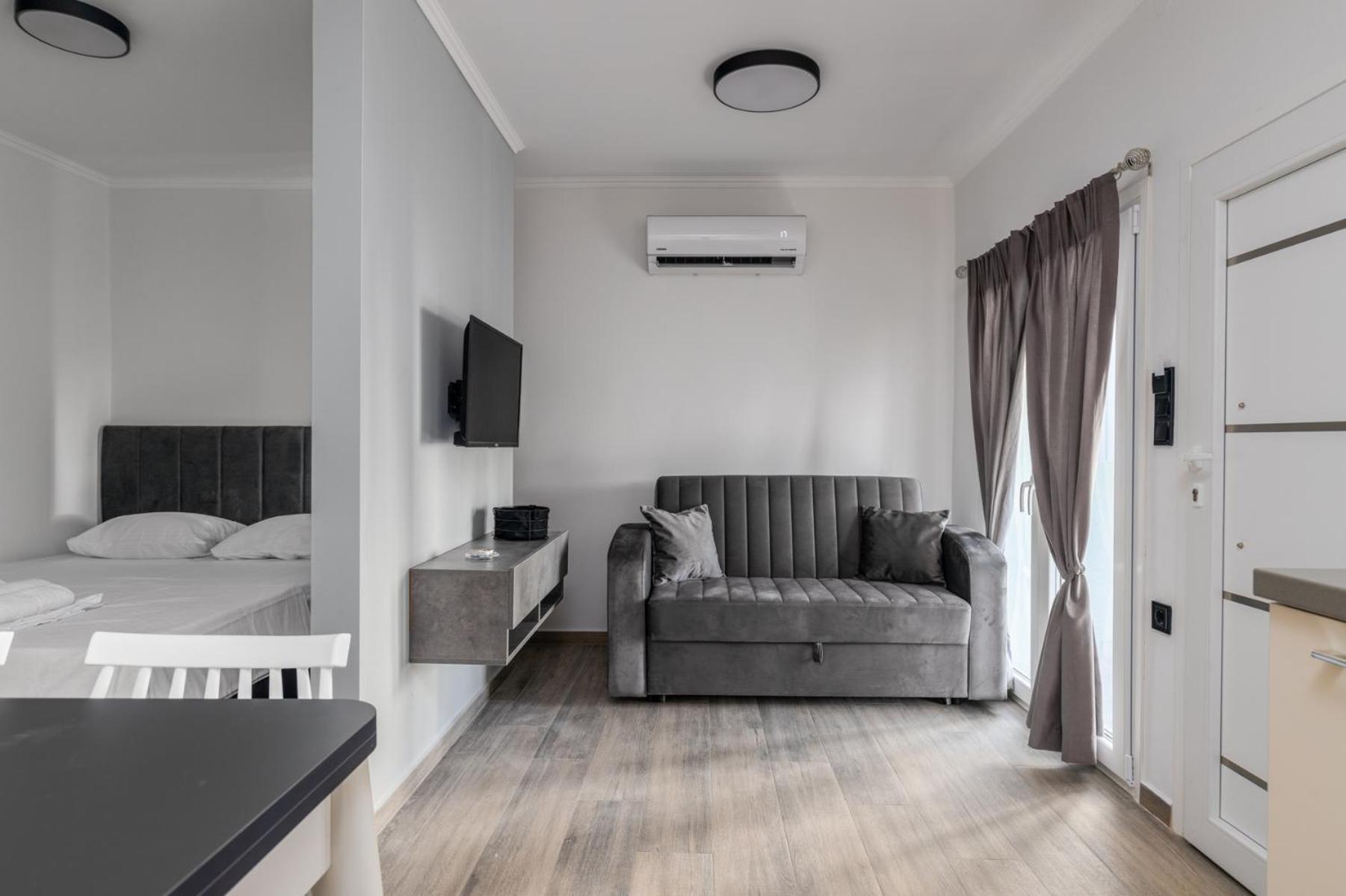 Carolina Apartment's