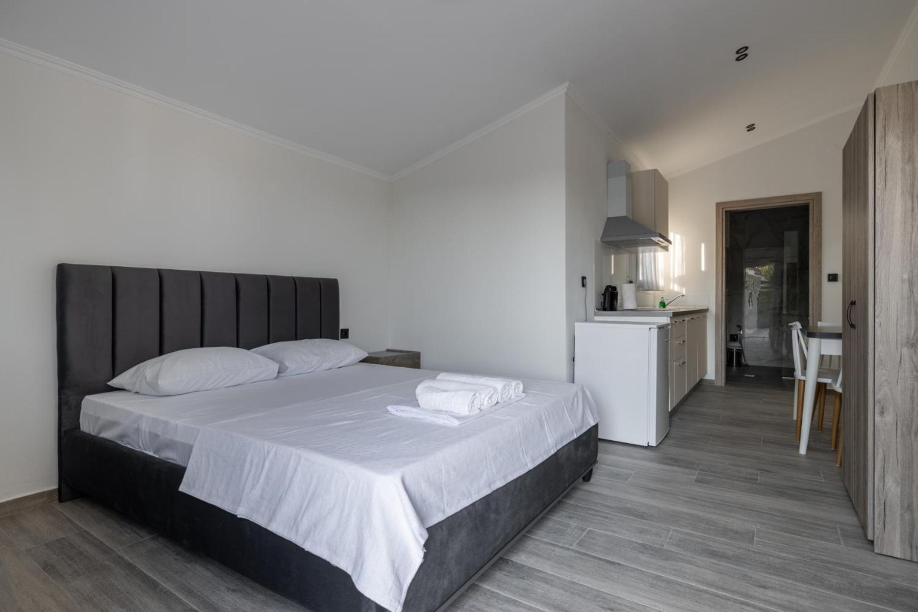 Carolina Apartment's
