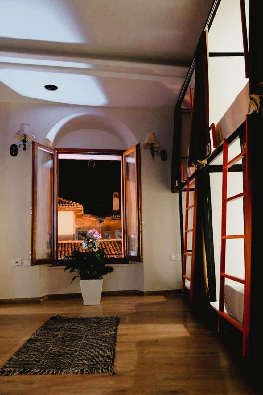 Scodrinon Hostel