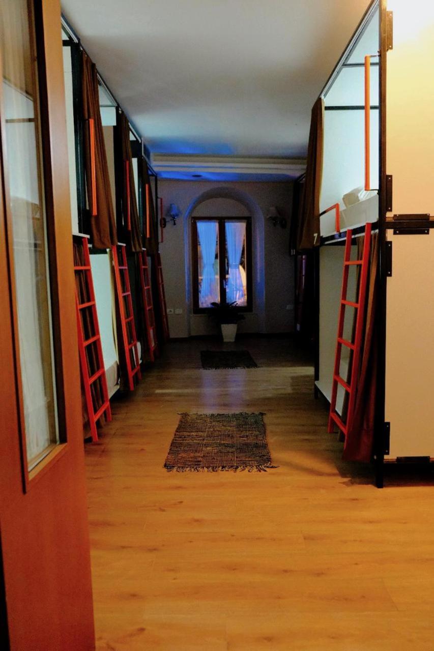Scodrinon Hostel