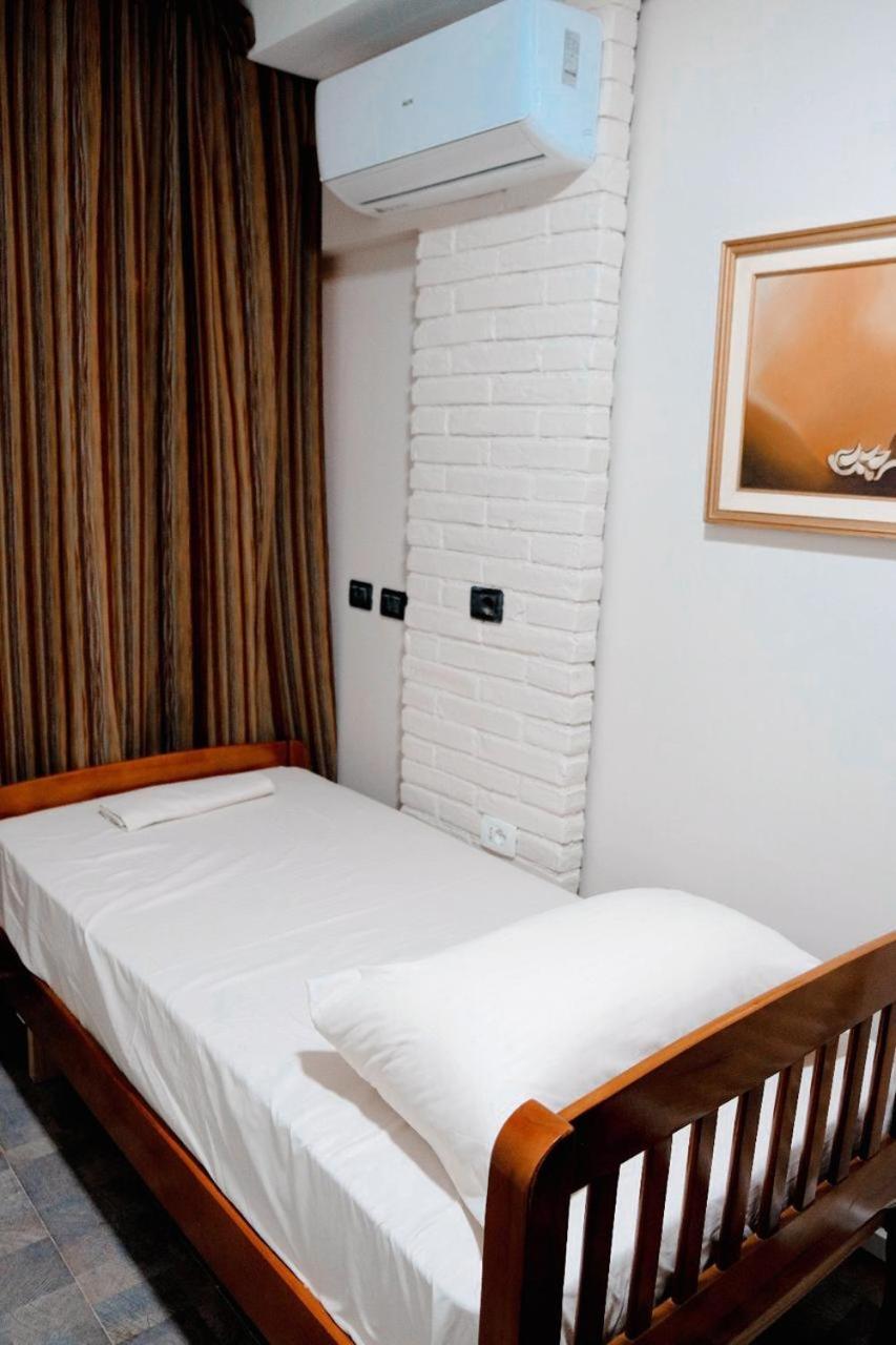 Scodrinon Hostel