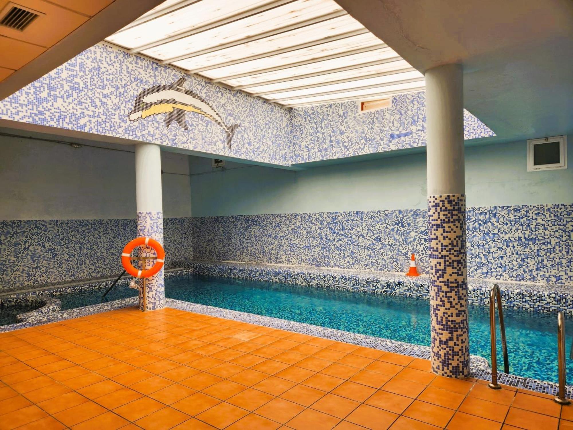 Marbella Vacations - Luxury 2 Bedroom Apartment, Sierra Blanca, Marbella - Property Image 24