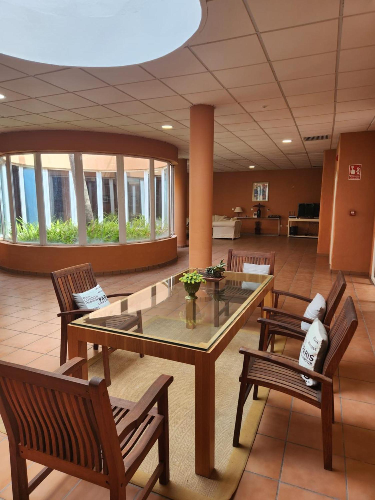 Marbella Vacations - Luxury 2 Bedroom Apartment, Sierra Blanca, Marbella - Property Image 27