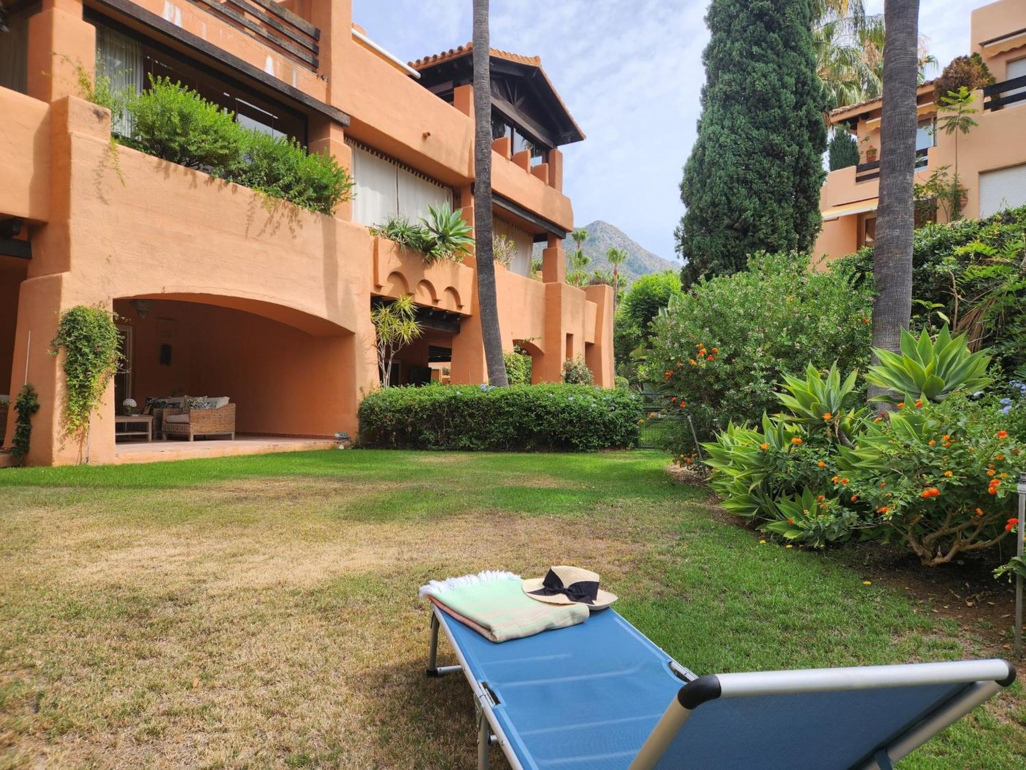 Marbella Vacations - Luxury 2 Bedroom Apartment, Sierra Blanca, Marbella - Property Image 16