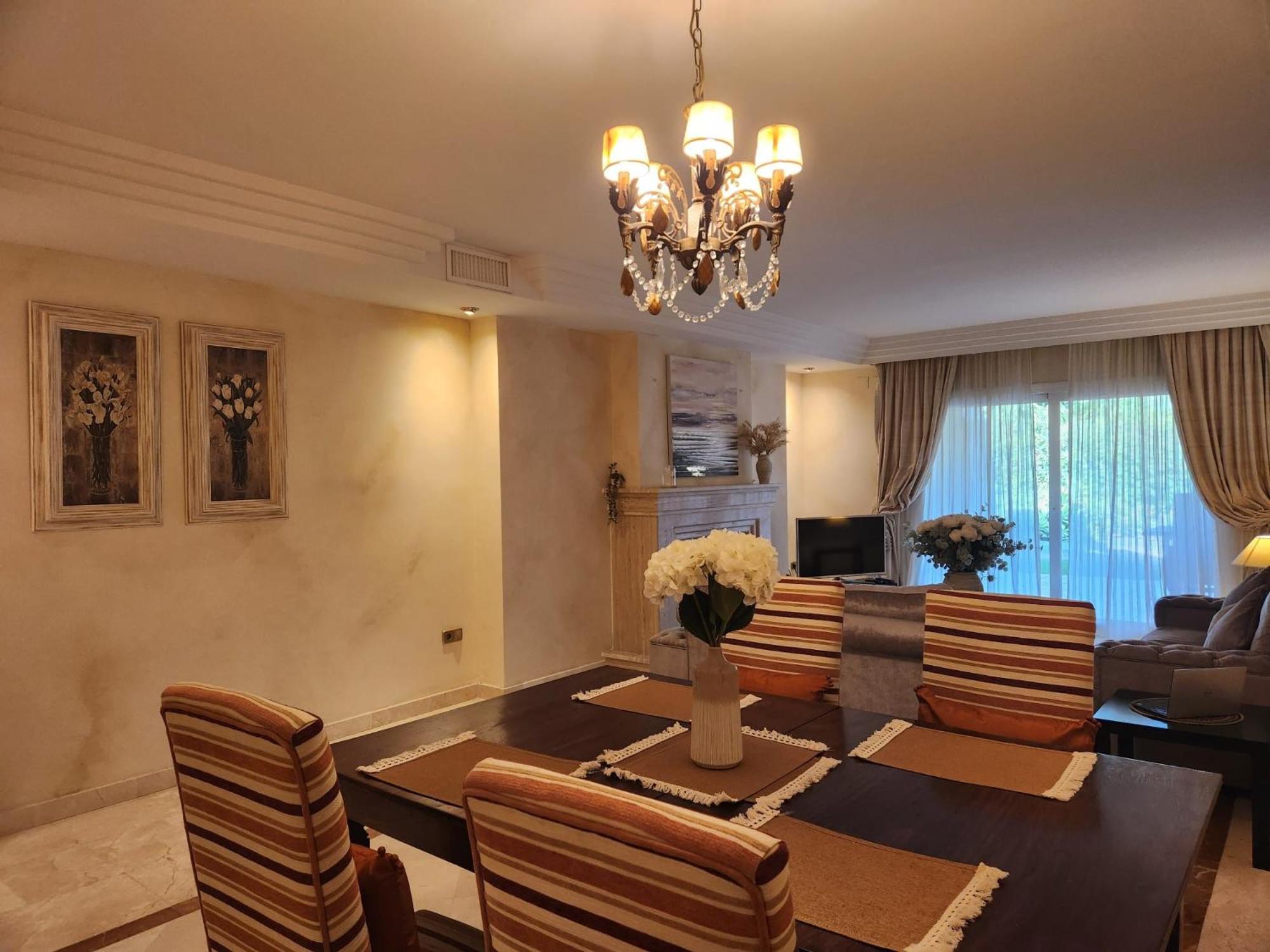 Marbella Vacations - Luxury 2 Bedroom Apartment, Sierra Blanca, Marbella - Property Image 18
