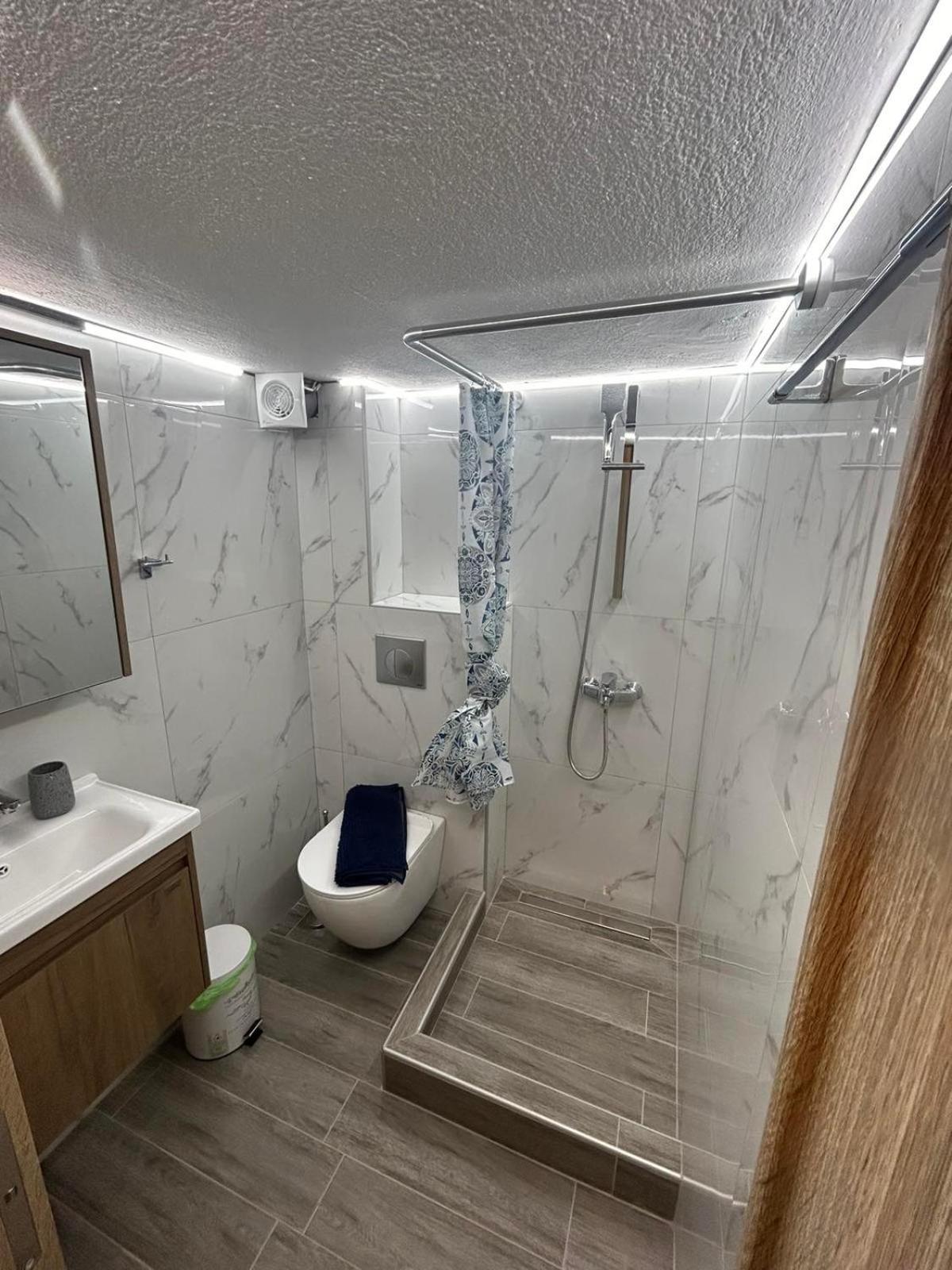 Epsilon Apartment