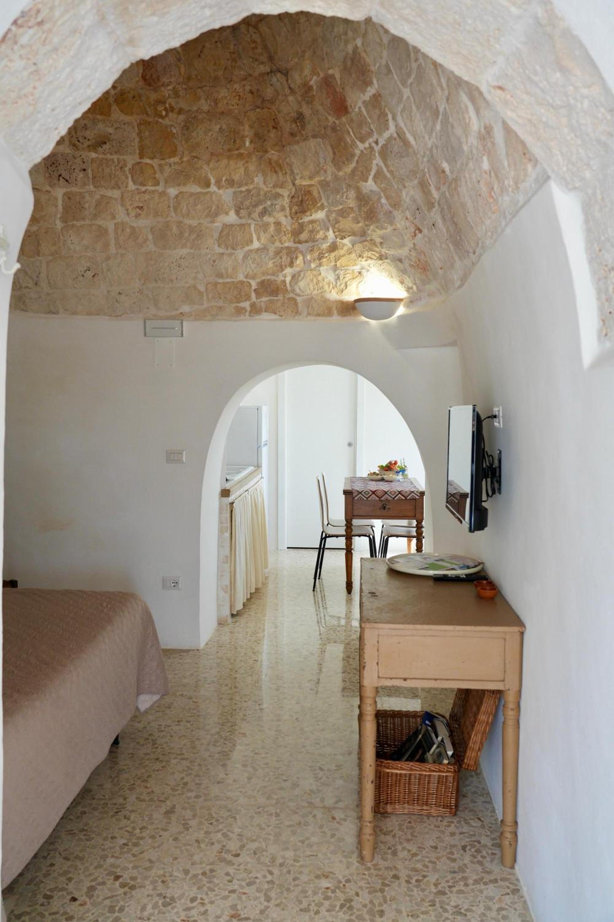 Trullo Canopo view 3