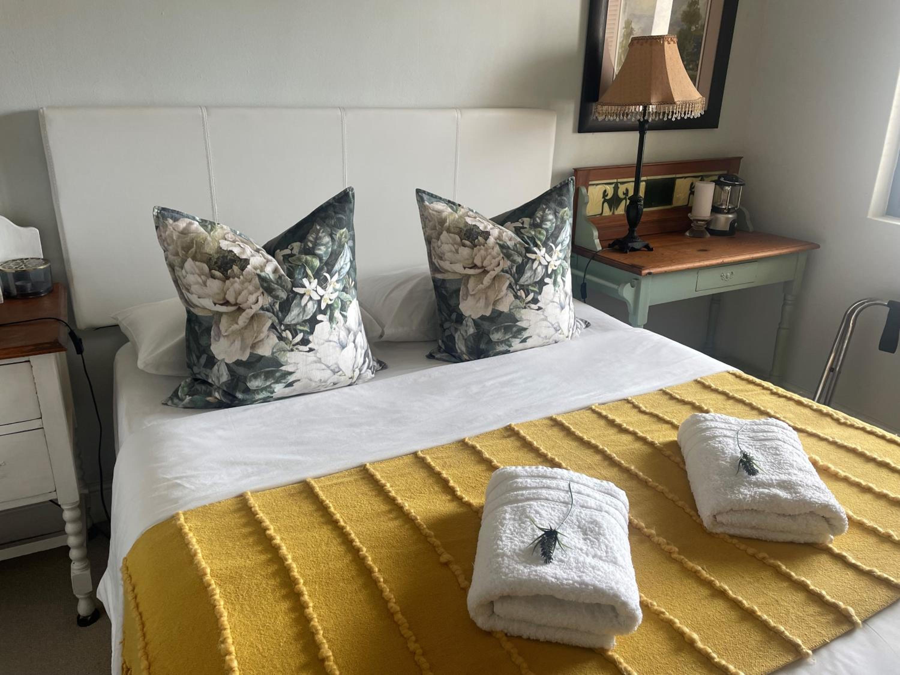 Eugenie's Place, Ocean View Apartments