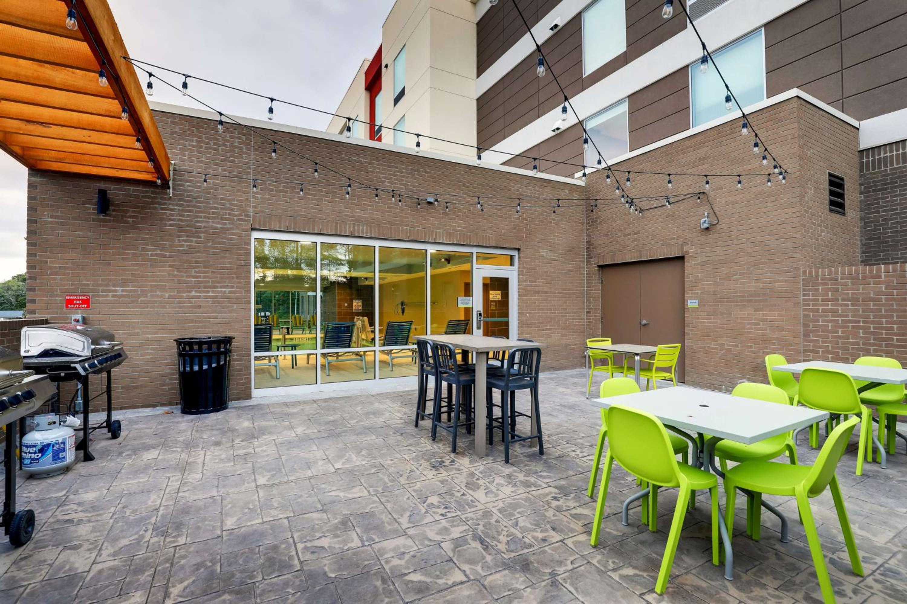 Home2 Suites By Hilton Sanford view 2