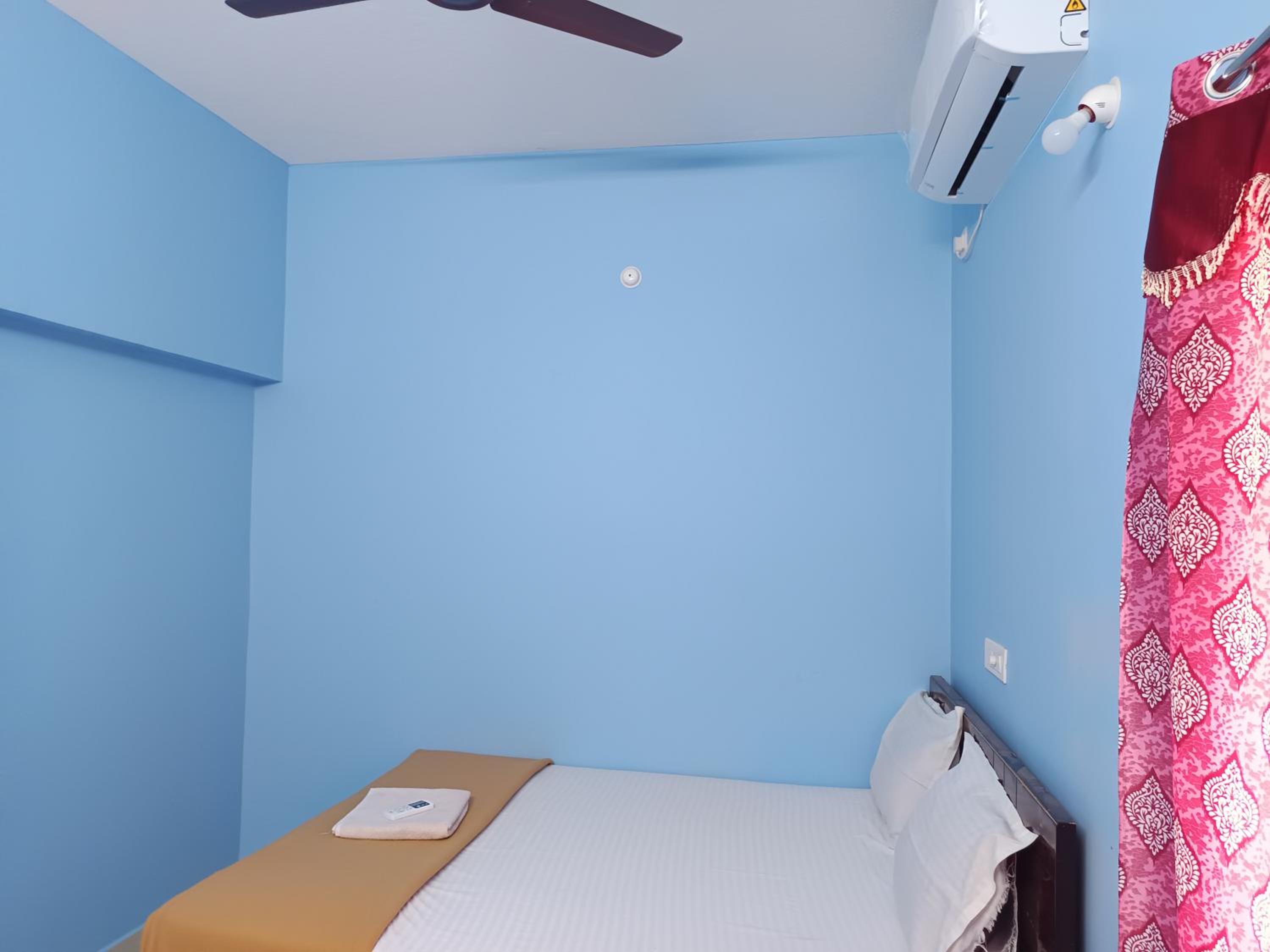 Eden blue bay