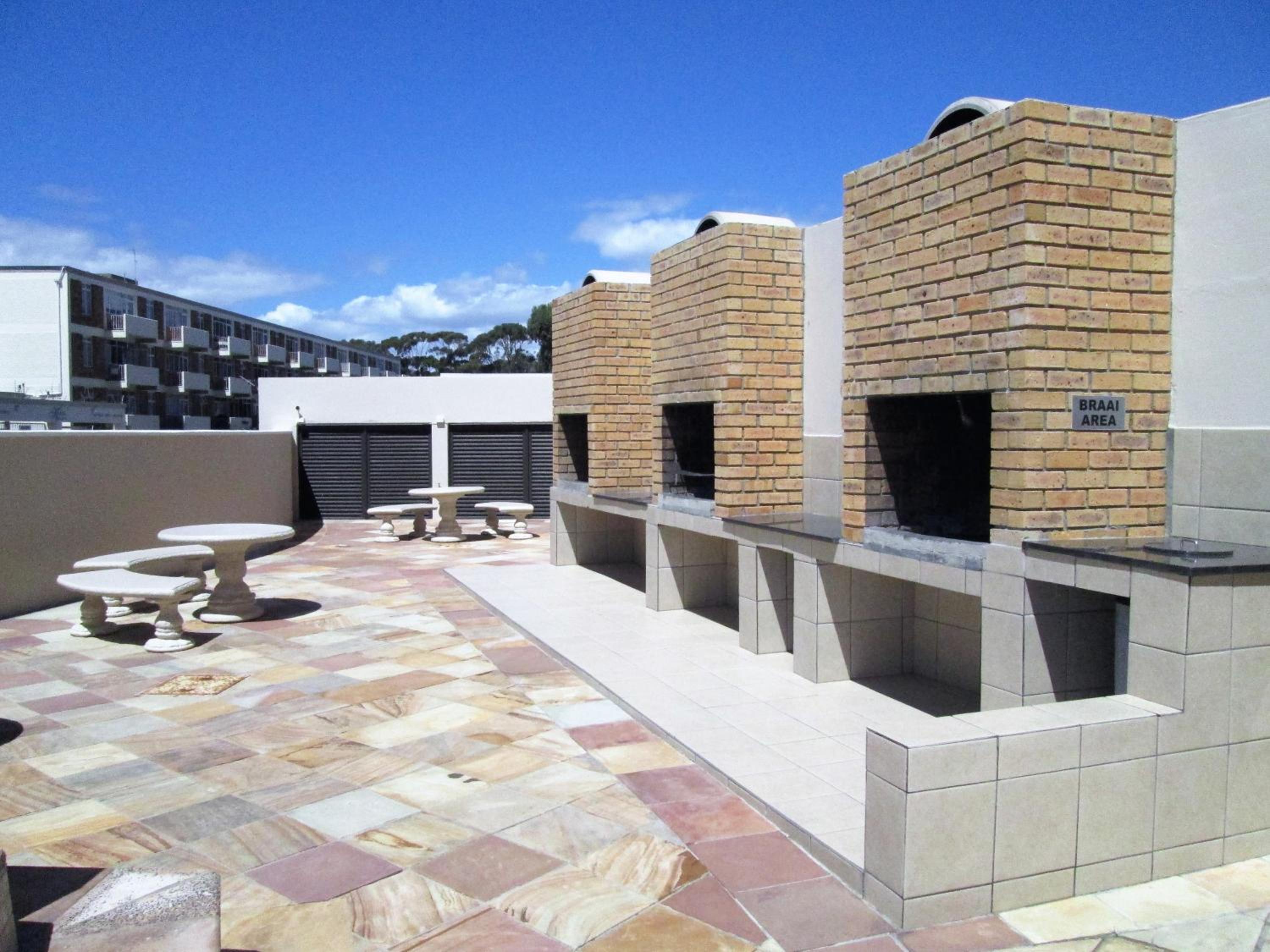 Eugenie's Place, Ocean View Apartments