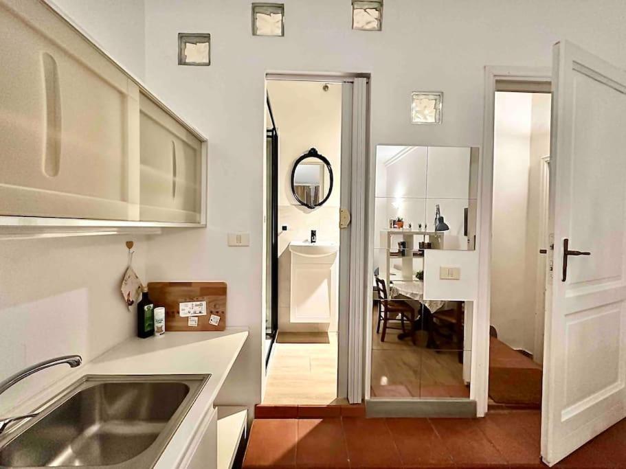 Warm Retreat in the heart of Florence cls station