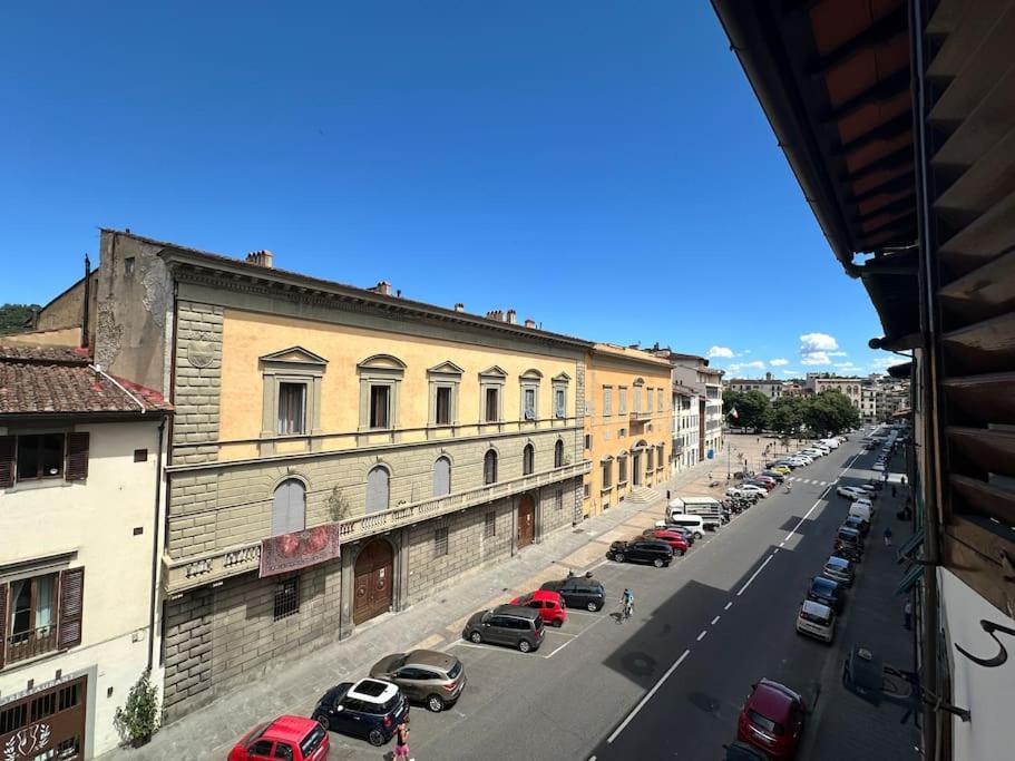 Warm Retreat in the heart of Florence cls station